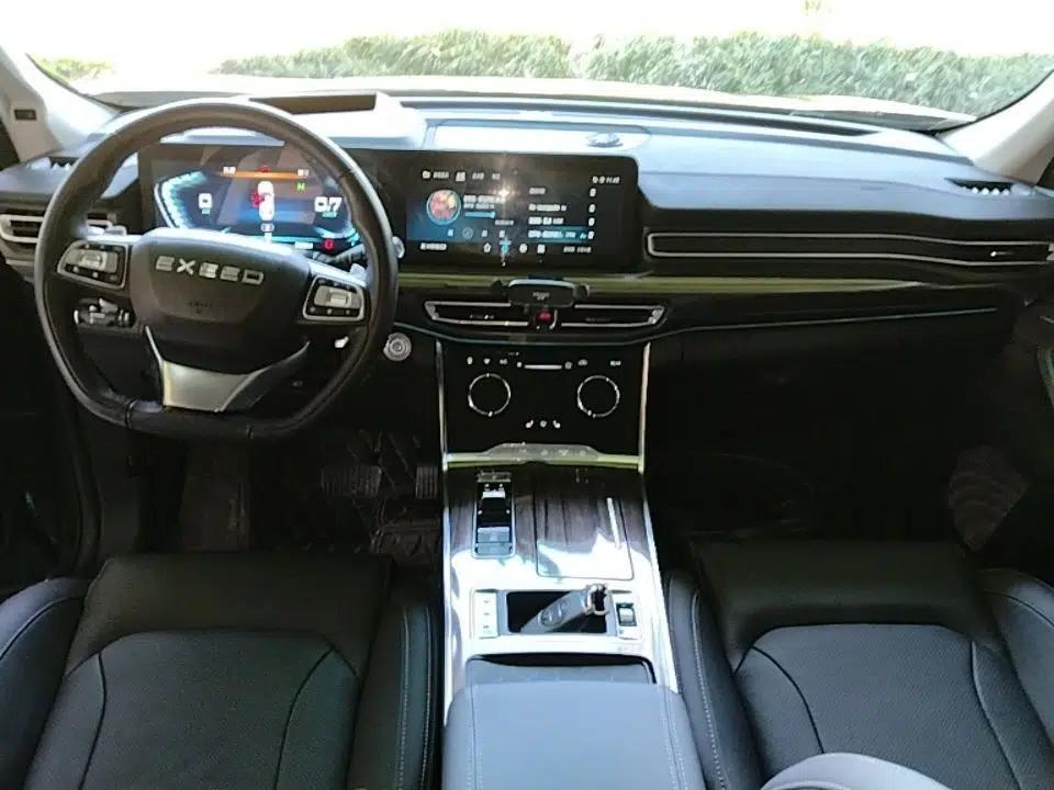 EXEED Lanyue 2021 400T Four-Wheel Drive Starlight Pro Edition 7 Seats — миниатюра 12