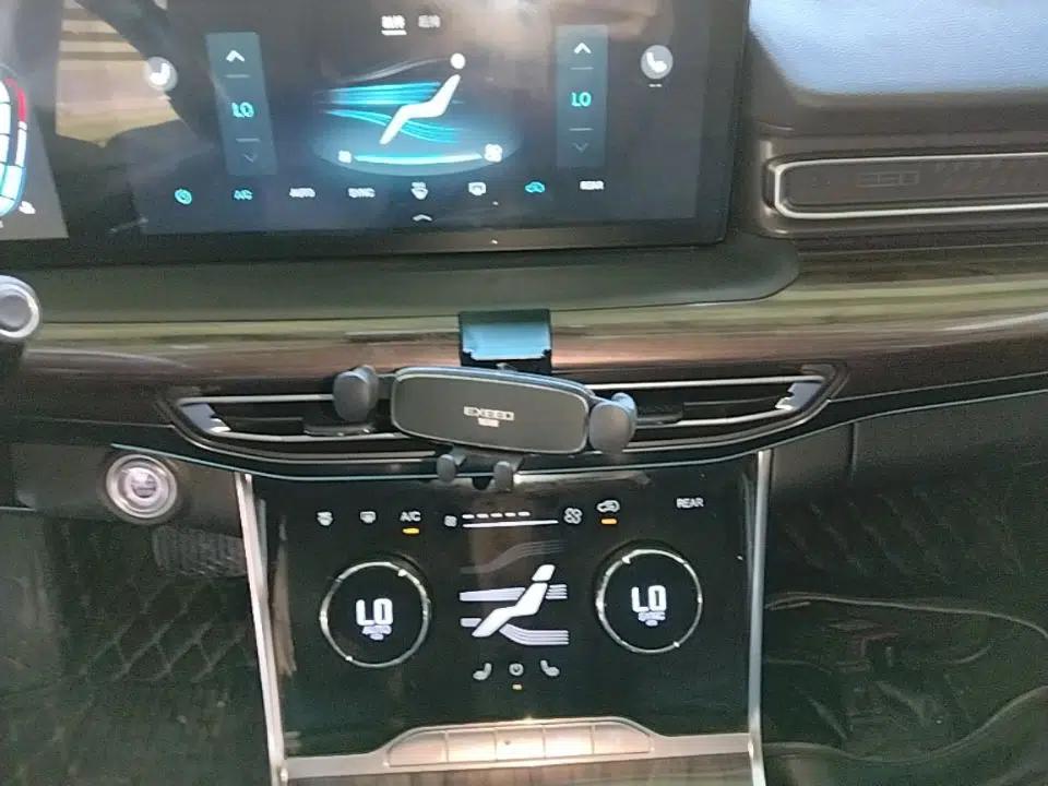 EXEED Lanyue 2021 400T Four-Wheel Drive Starlight Pro Edition 7 Seats — миниатюра 15