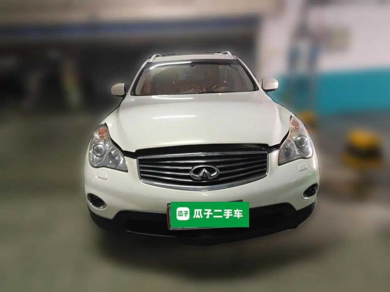 Infiniti QX50 2013 2.5L Two-Wheel-Drive Elegant Edition — миниатюра 2