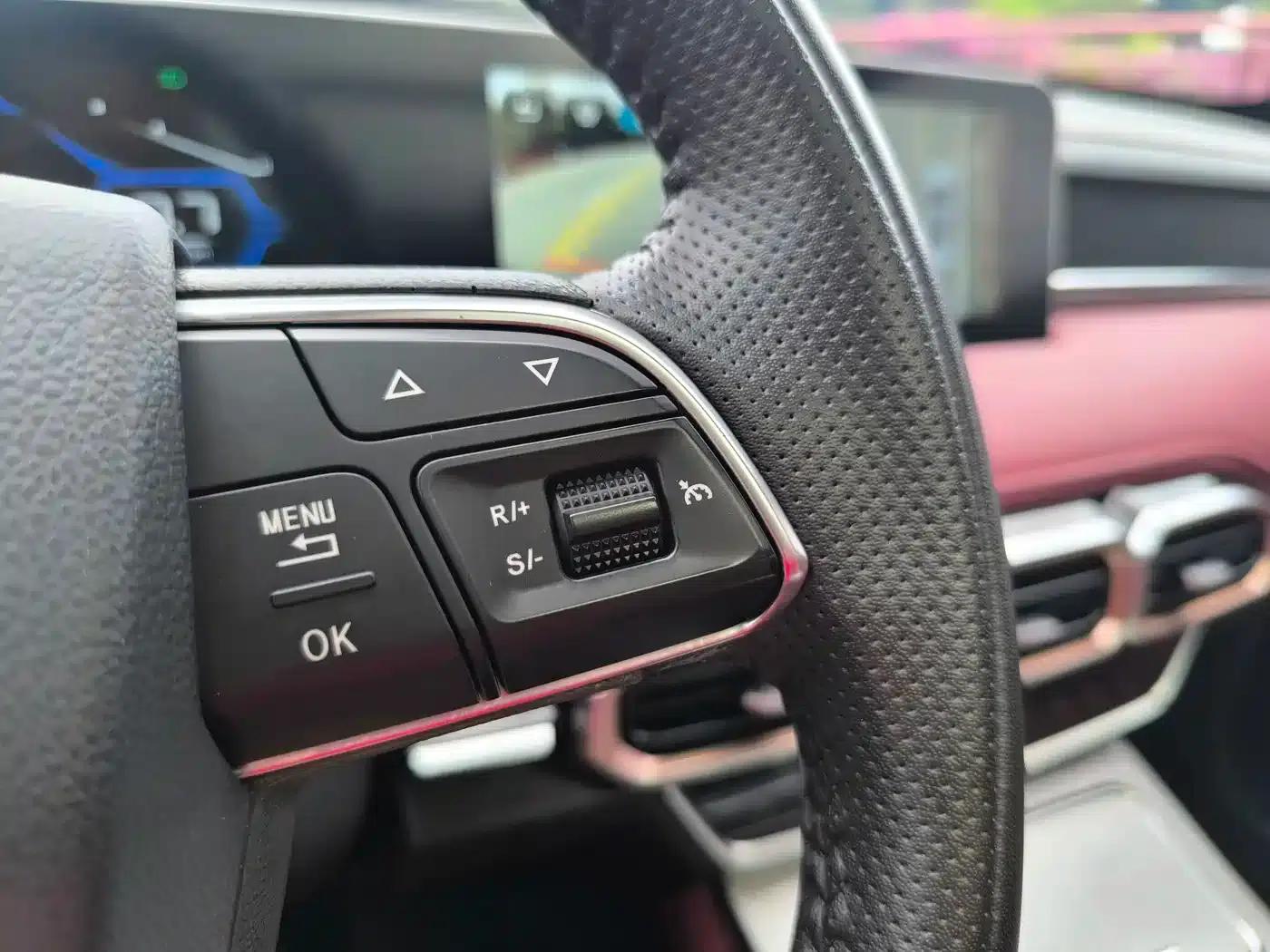 Jetour X70 PLUS 2021 1.5T DCT Mountain PRO 7-seater — миниатюра 20