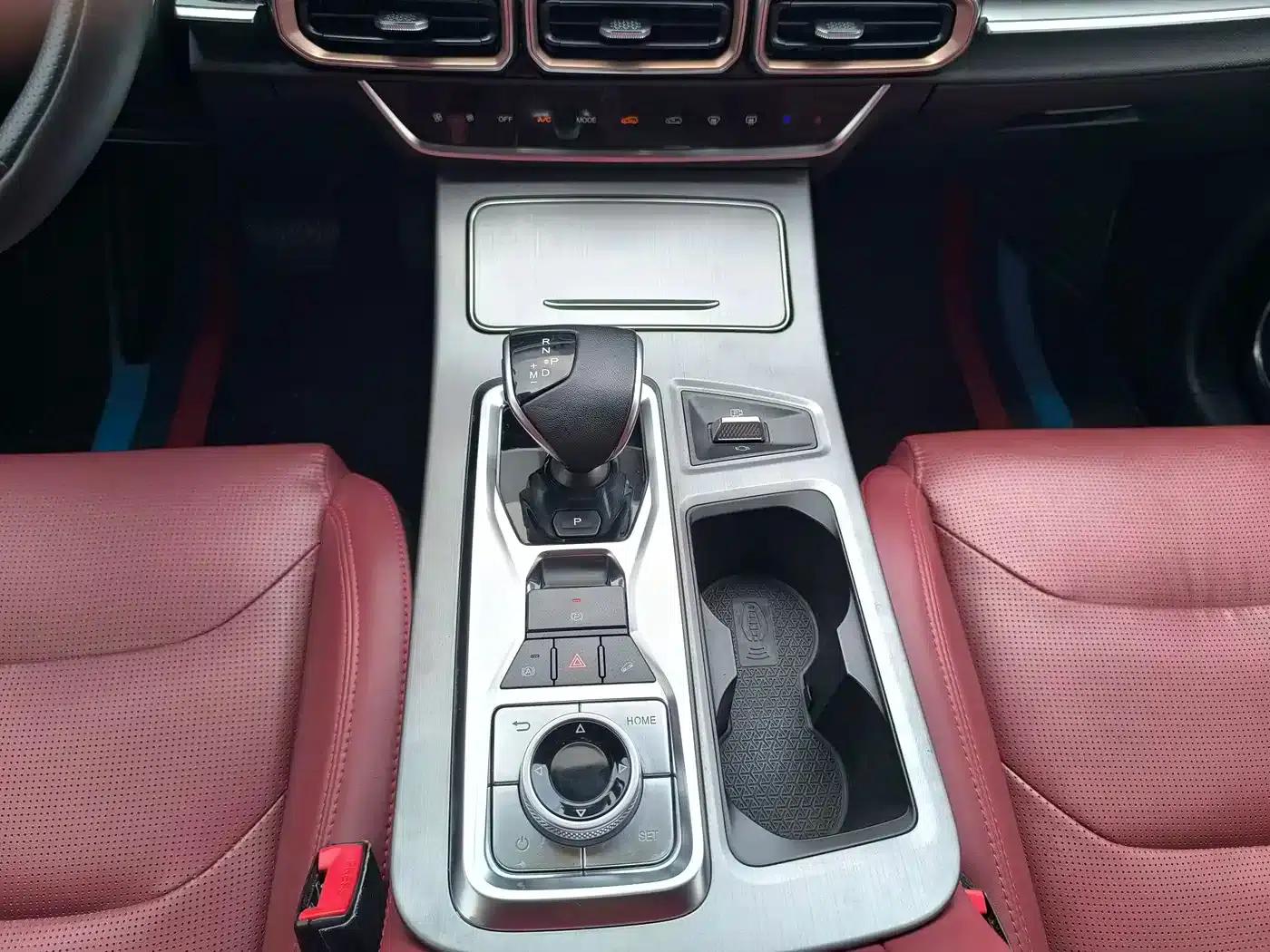 Jetour X70 PLUS 2021 1.5T DCT Mountain PRO 7-seater — миниатюра 24
