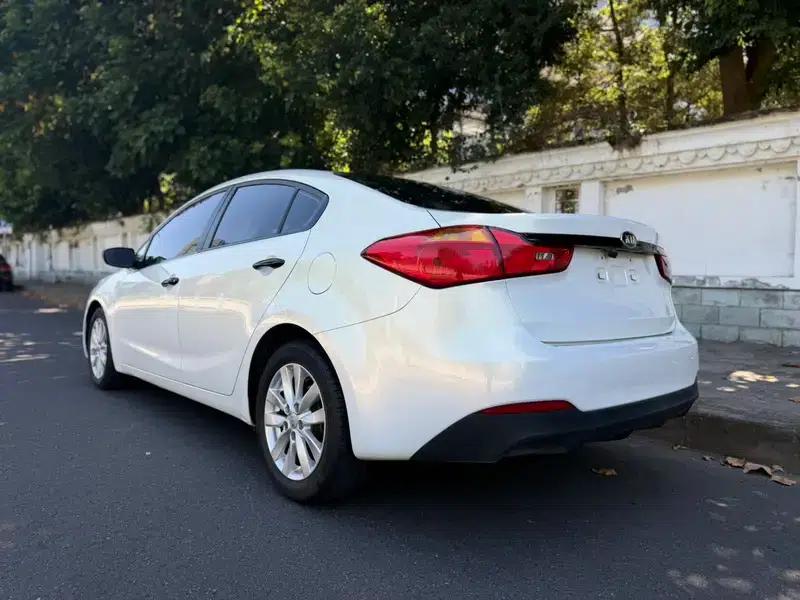 Kia K3 2015 1.6L Automatic GLS — миниатюра 4