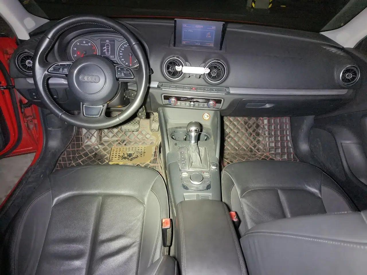 Audi A3 2014 Sportback 35 TFSI Automatic Comfort Model — миниатюра 9