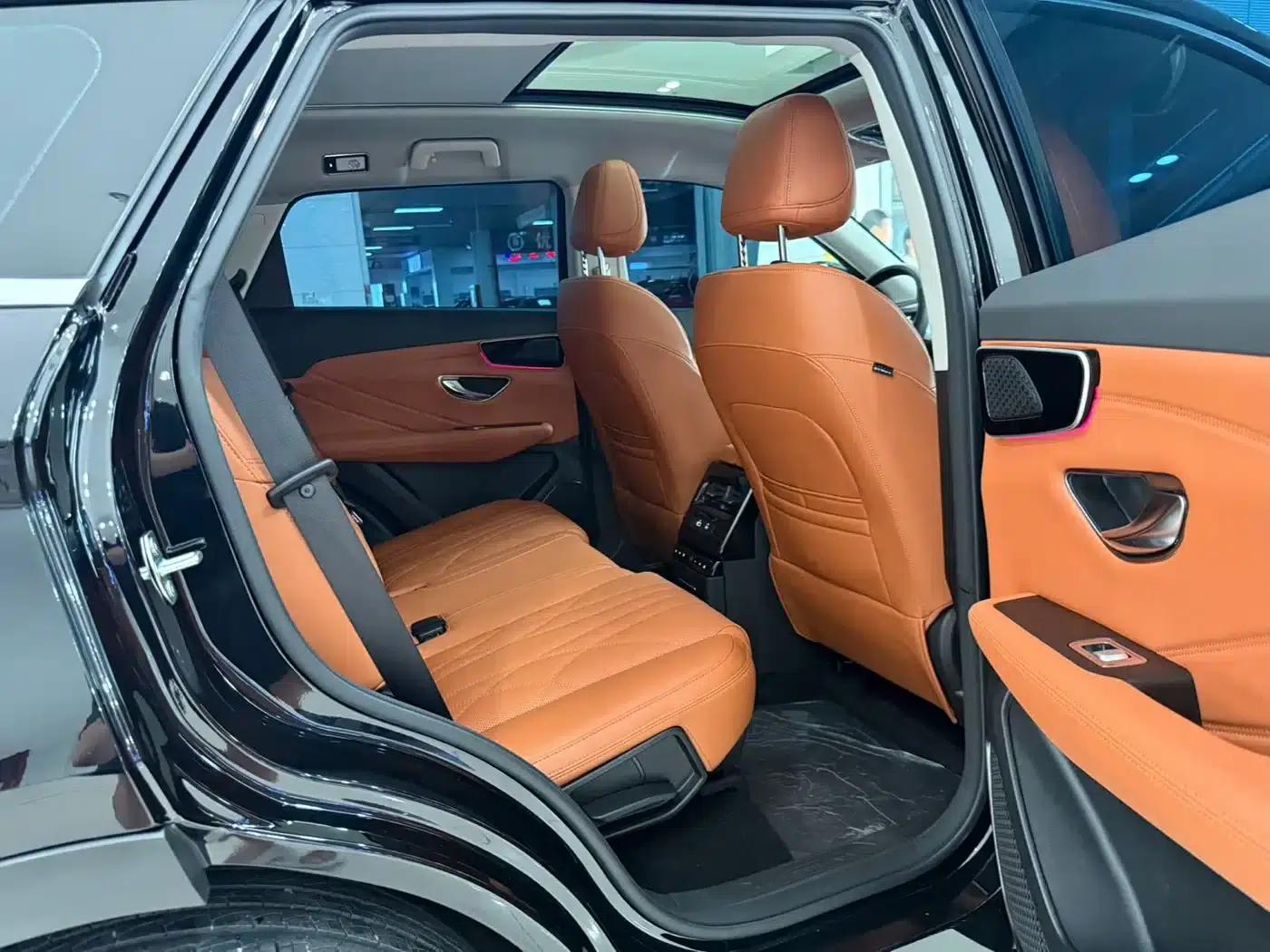 Jetour Mountain & Sea L7 2024 Model 1.5T 120km MAX+ 7-Seater — миниатюра 9