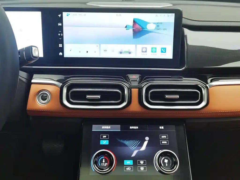 Jetour Mountain & Sea L7 2024 Model 1.5T 120km MAX+ 5-Seater — миниатюра 12