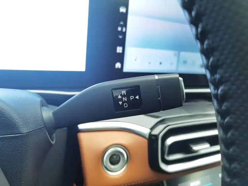 Jetour Mountain & Sea L7 2024 Model 1.5T 120km MAX+ 5-Seater — миниатюра 13