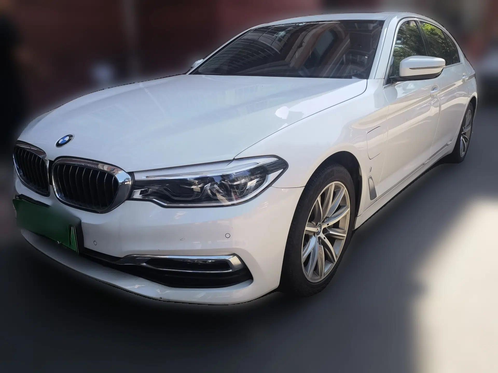 BMW 5 Series New Energy 2019 530Le Luxury Package — миниатюра 1