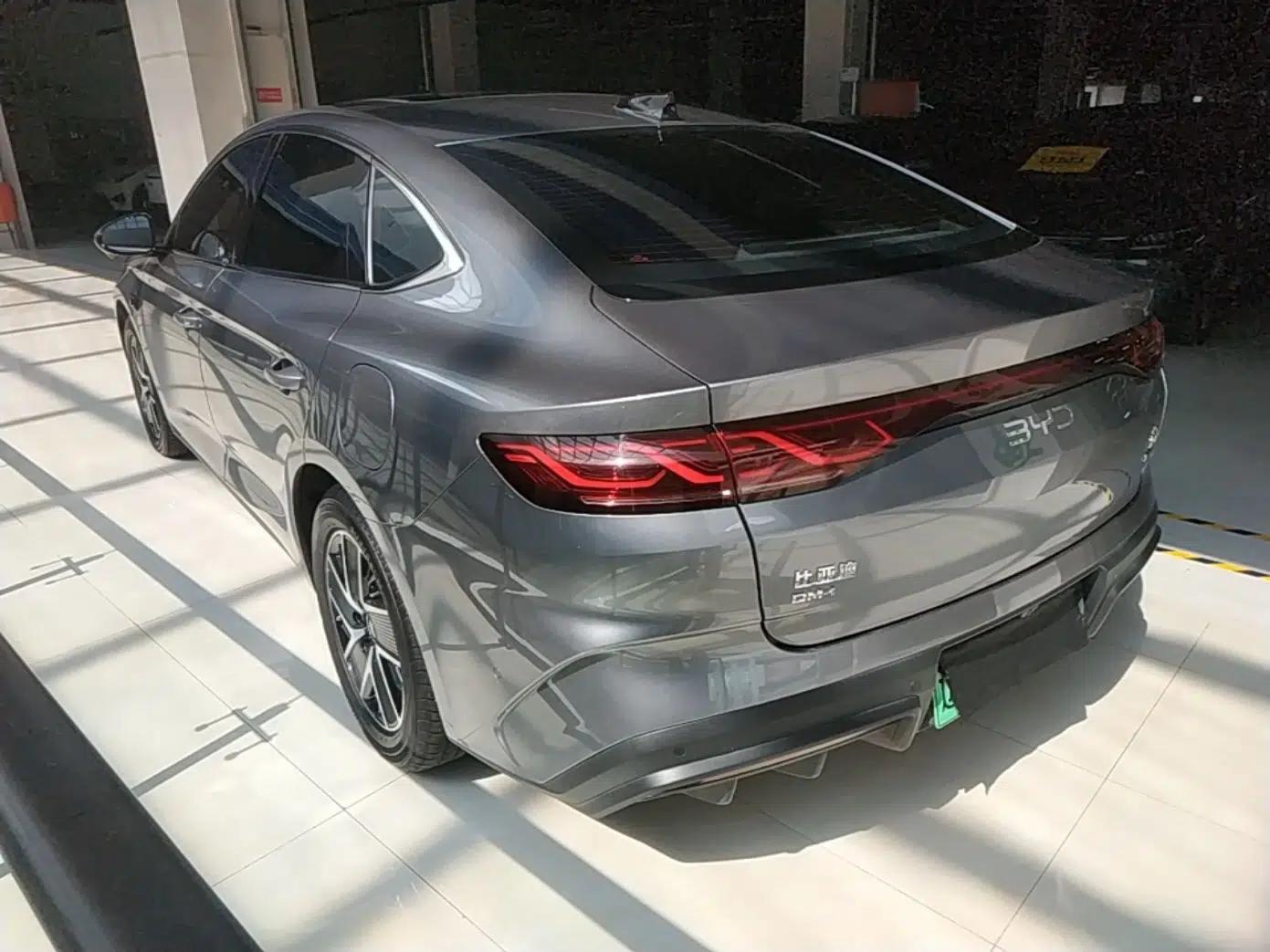 BYD Qin L 2025 DM-i Smart Drive 120KM Superior Model — миниатюра 4