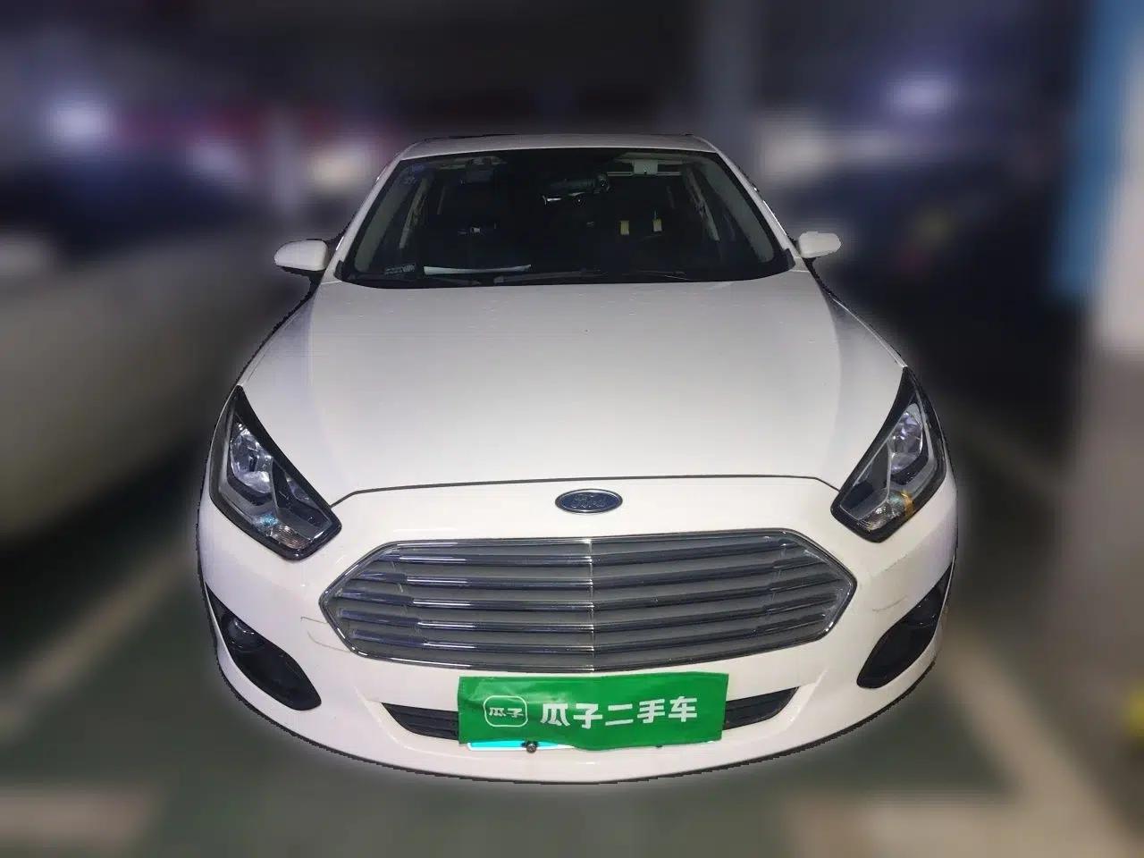 Ford Escort 2017 Happiness Edition 1.5L Automatic Fashion Version — миниатюра 2