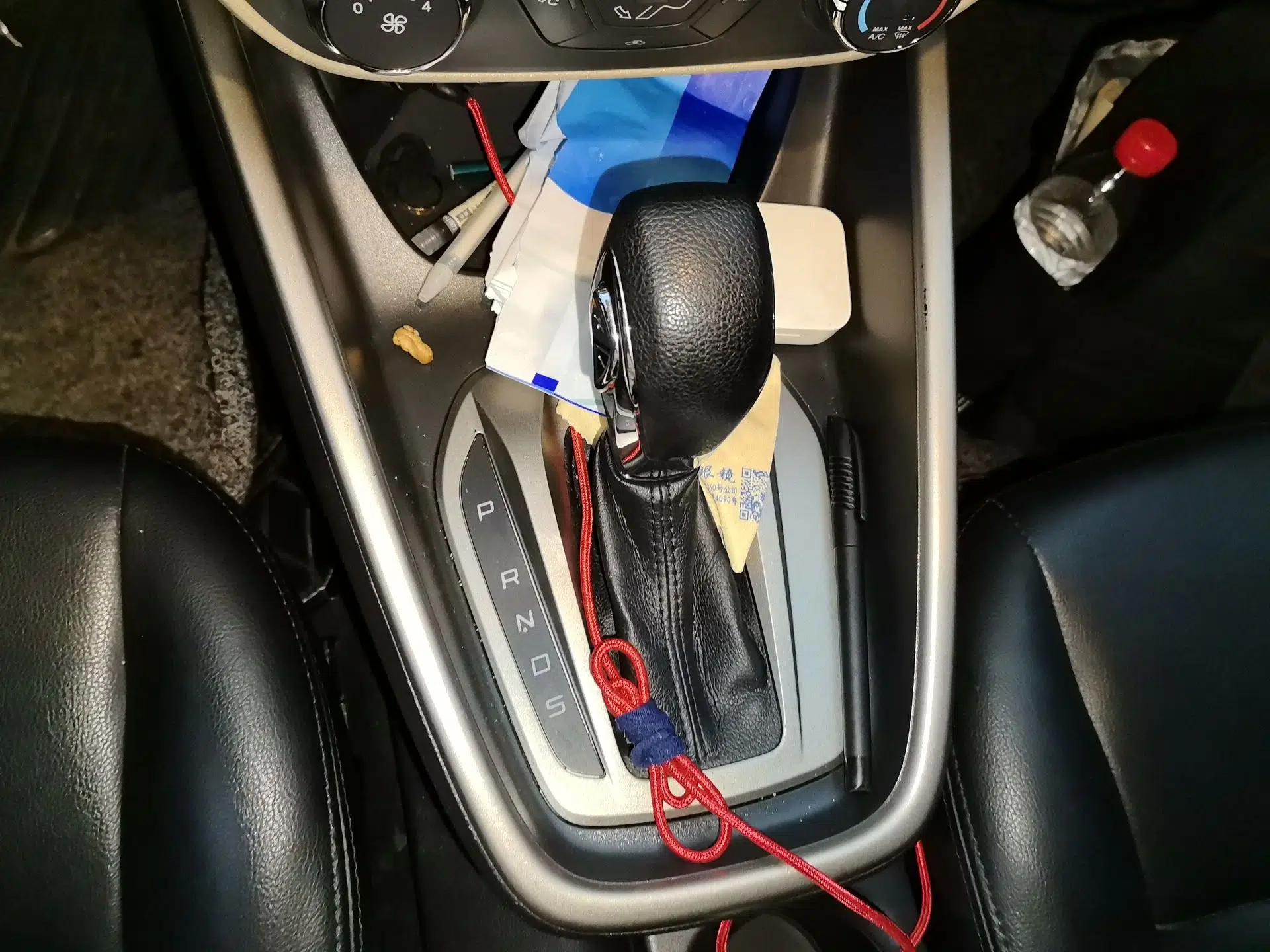 Ford Escort 2017 1.5L Automatic Comfort Model — миниатюра 14