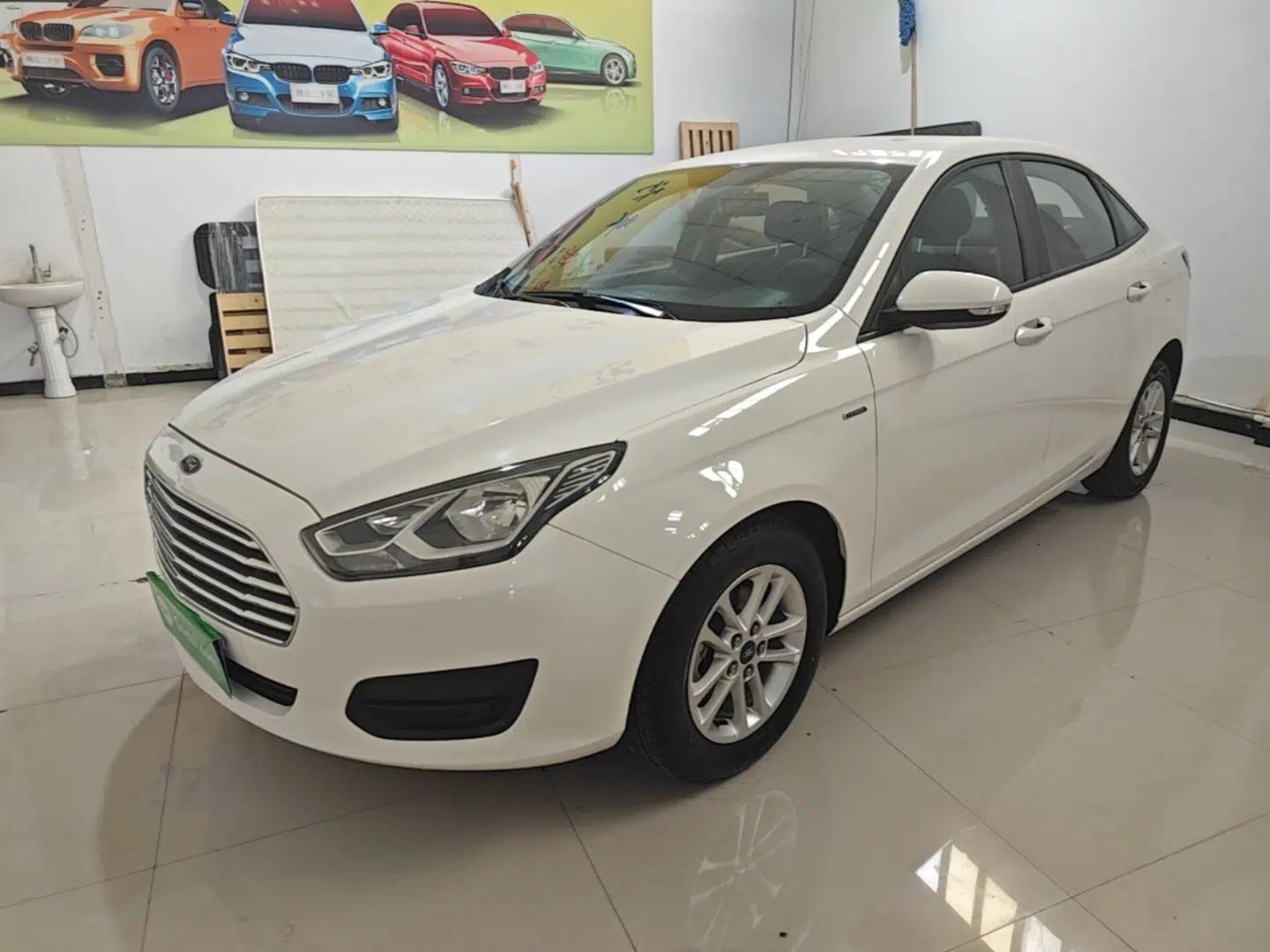 Ford Escort 2019 Revised 1.5L Automatic ZhiXiang Version (Tire Pressure Monitoring) China VI Standard — миниатюра 1