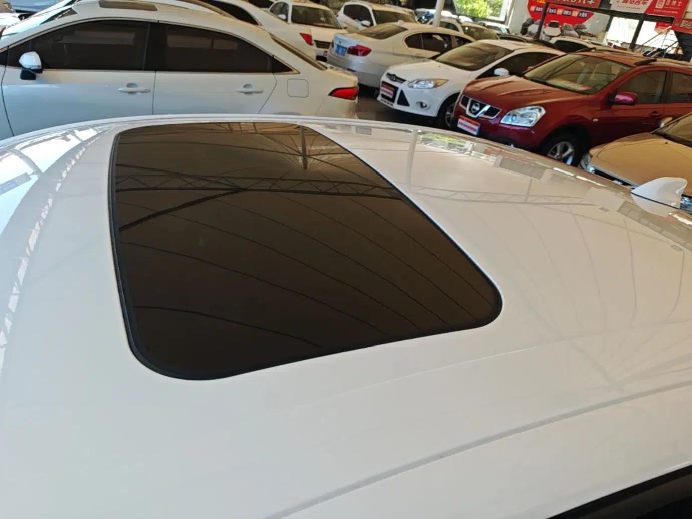 Ford Escort 2021 1.5L Automatic Diamond Edition — миниатюра 7