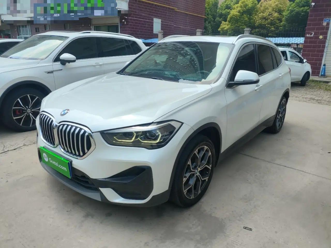 BMW X1 2021 Restyled sDrive25Li Leading Edition — миниатюра 1