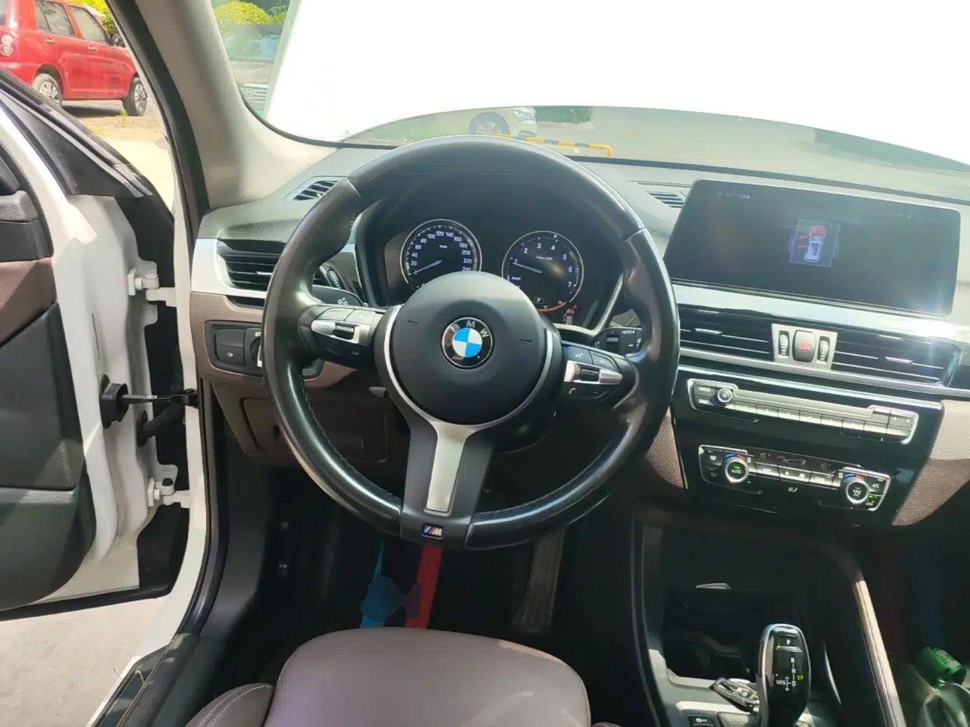 BMW X1 2021 Restyled sDrive25Li Leading Edition — миниатюра 18