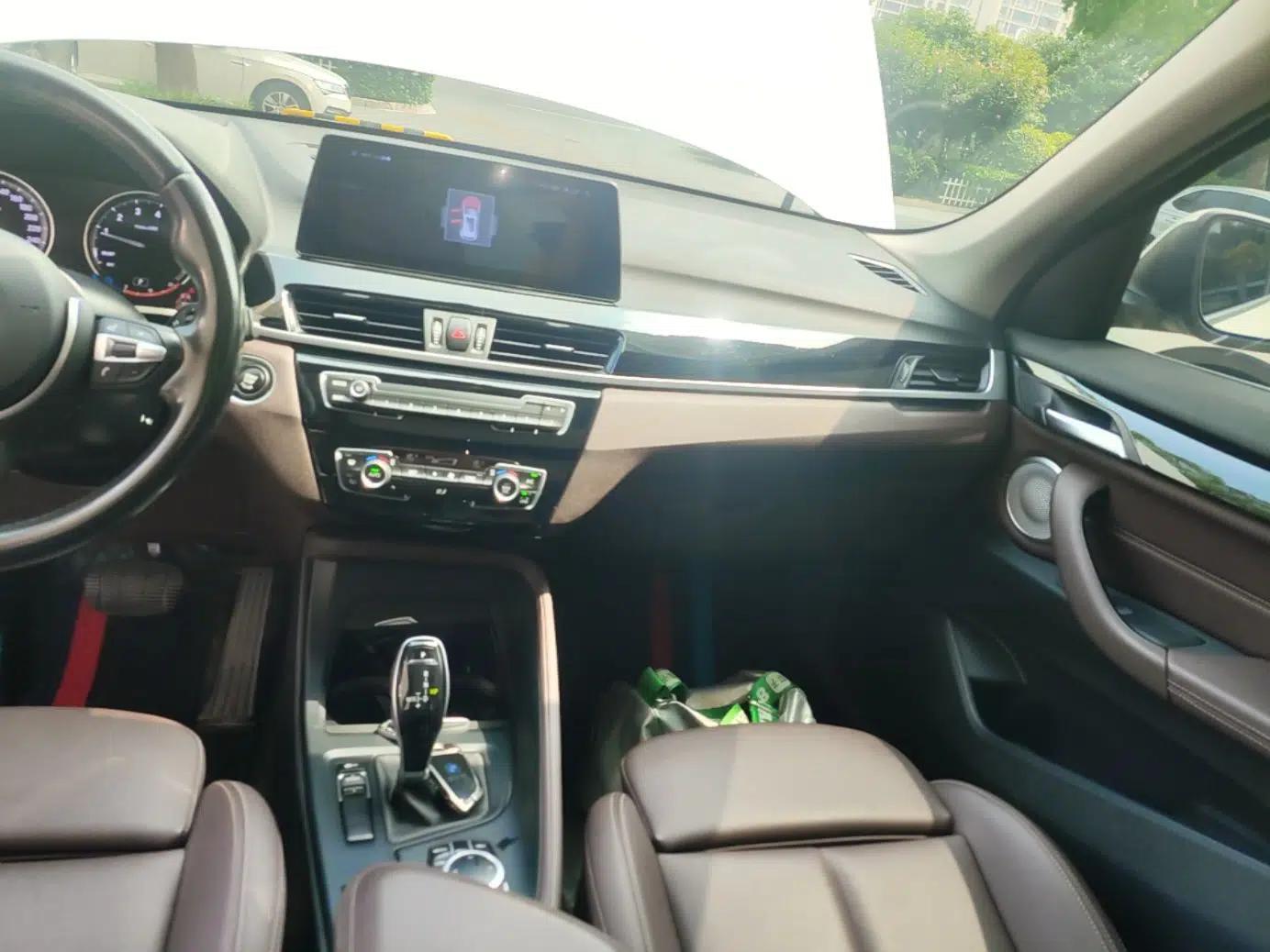 BMW X1 2021 Restyled sDrive25Li Leading Edition — миниатюра 20