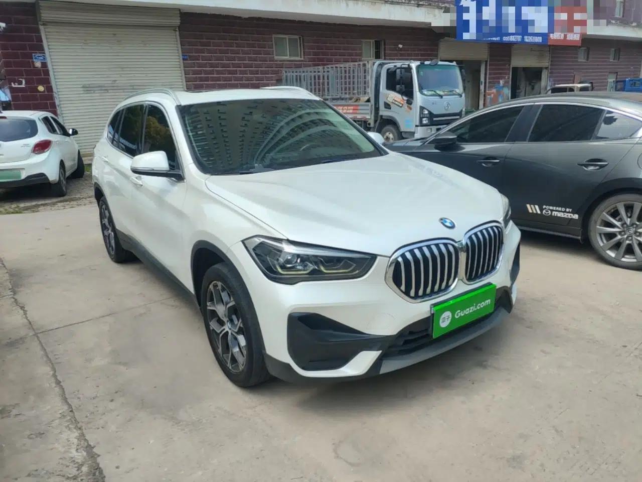 BMW X1 2021 Restyled sDrive25Li Leading Edition — миниатюра 3