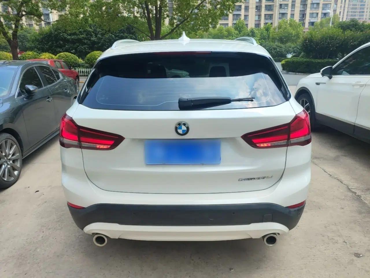 BMW X1 2021 Restyled sDrive25Li Leading Edition — миниатюра 5