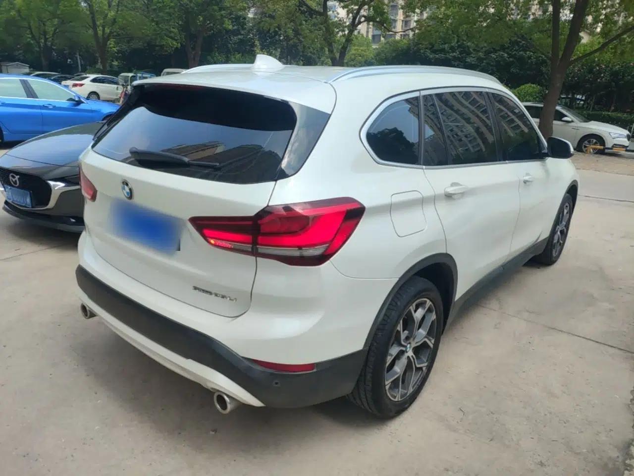 BMW X1 2021 Restyled sDrive25Li Leading Edition — миниатюра 6