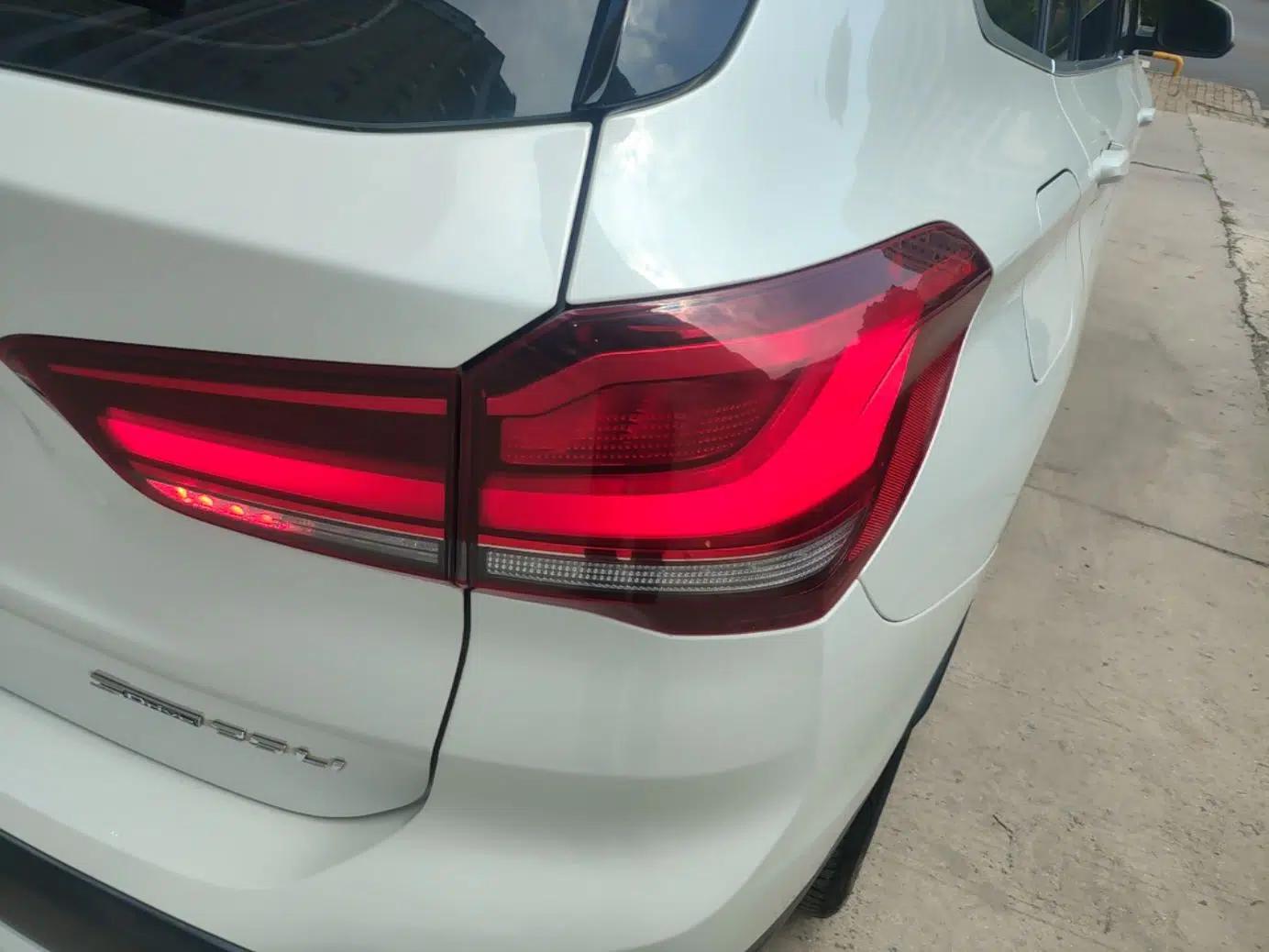 BMW X1 2021 Restyled sDrive25Li Leading Edition — миниатюра 9