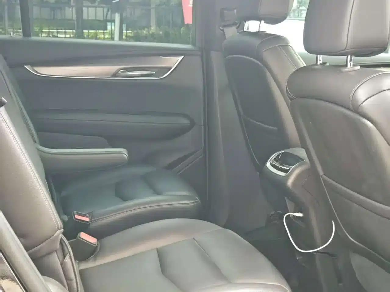 Cadillac XT6 2022 2.0T Six-Seat AWD Fashion Edition — миниатюра 12