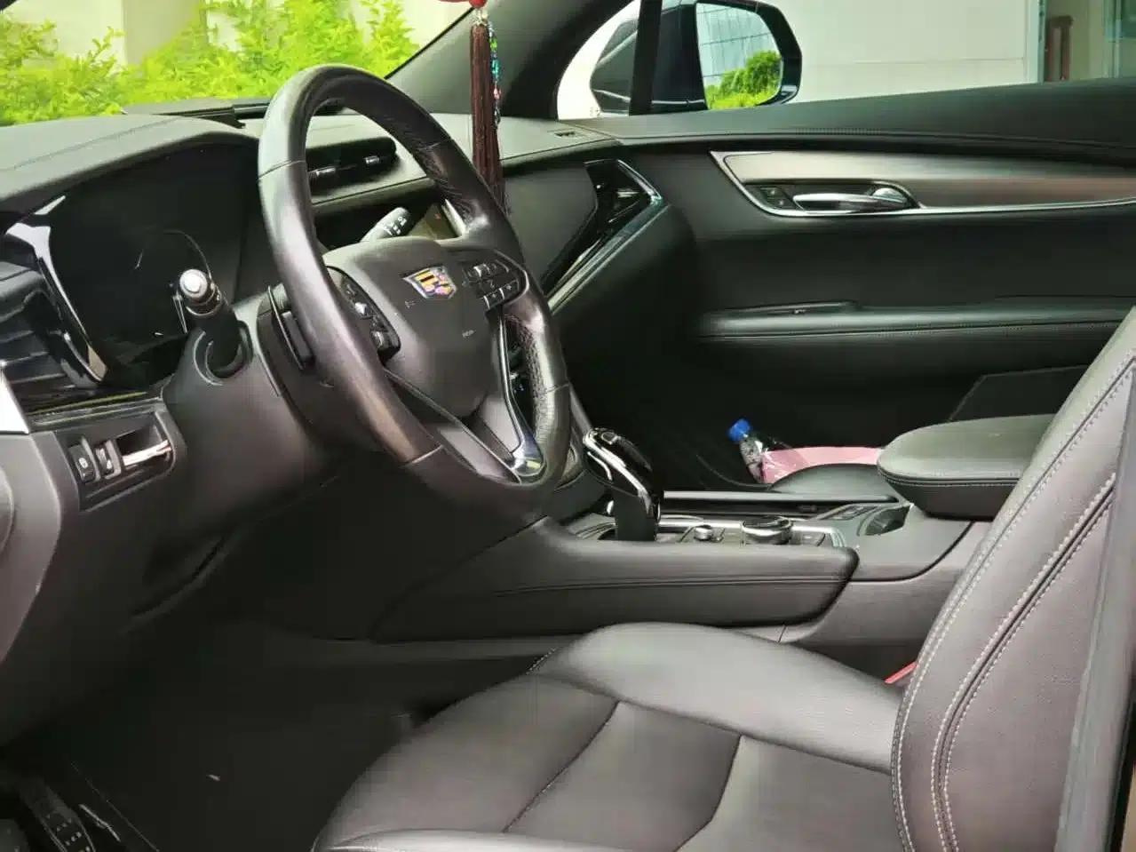 Cadillac XT6 2022 2.0T Six-Seat AWD Fashion Edition — миниатюра 4