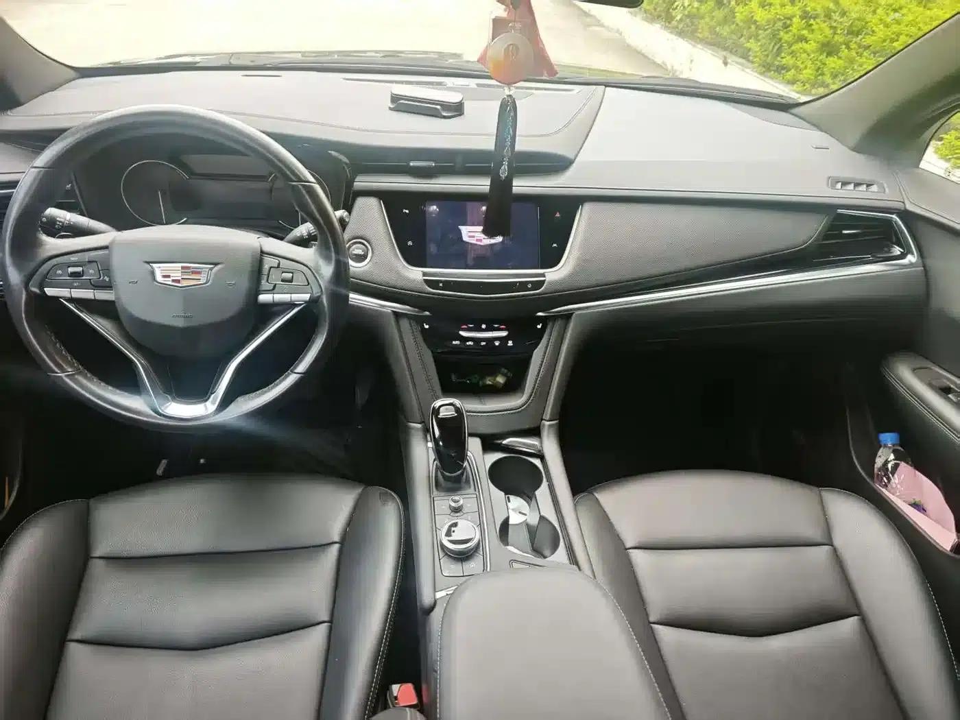 Cadillac XT6 2022 2.0T Six-Seat AWD Fashion Edition — миниатюра 7