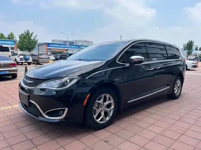 2017 Imported Grand Voyager 3.6L Premium Edition