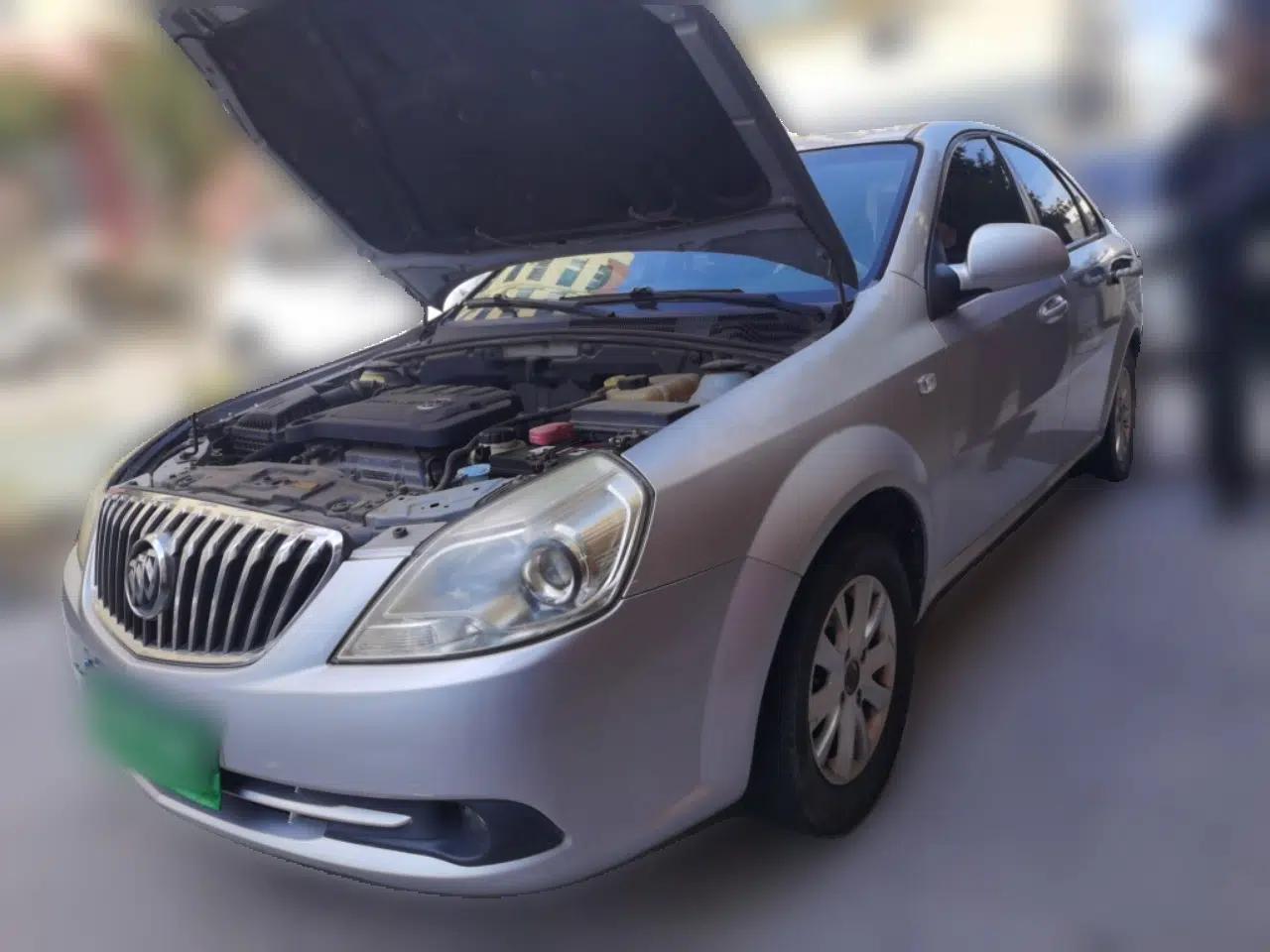 Buick Excelle 2013 1.5L Manual Classic Model — миниатюра 1