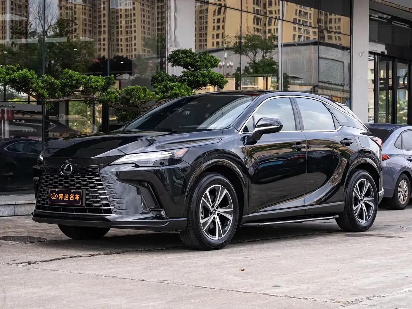 Lexus RX 2025 300 AWD Luxury Edition — миниатюра 1