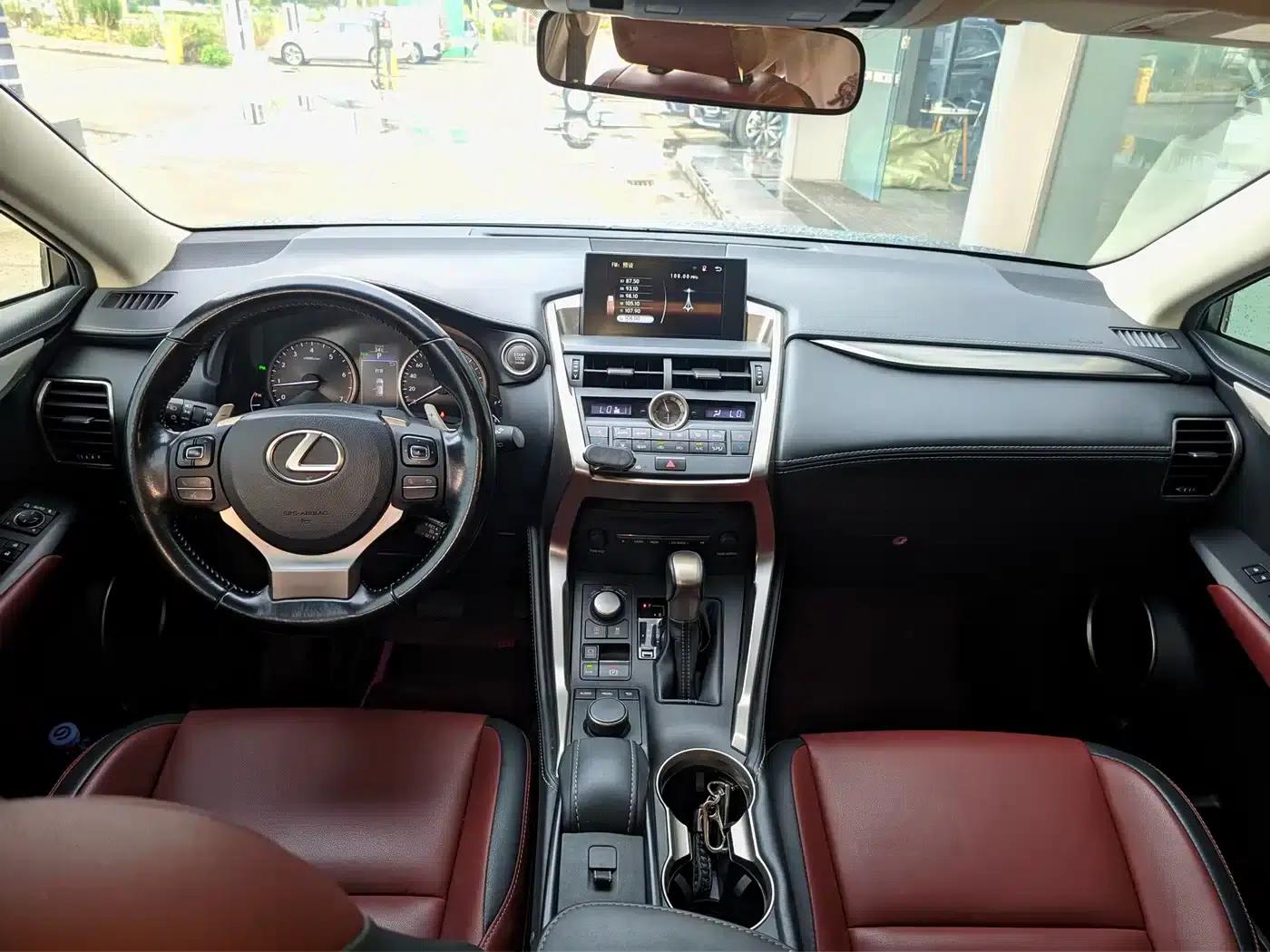 Lexus NX 2015 200t AWD Sport Edition — миниатюра 5