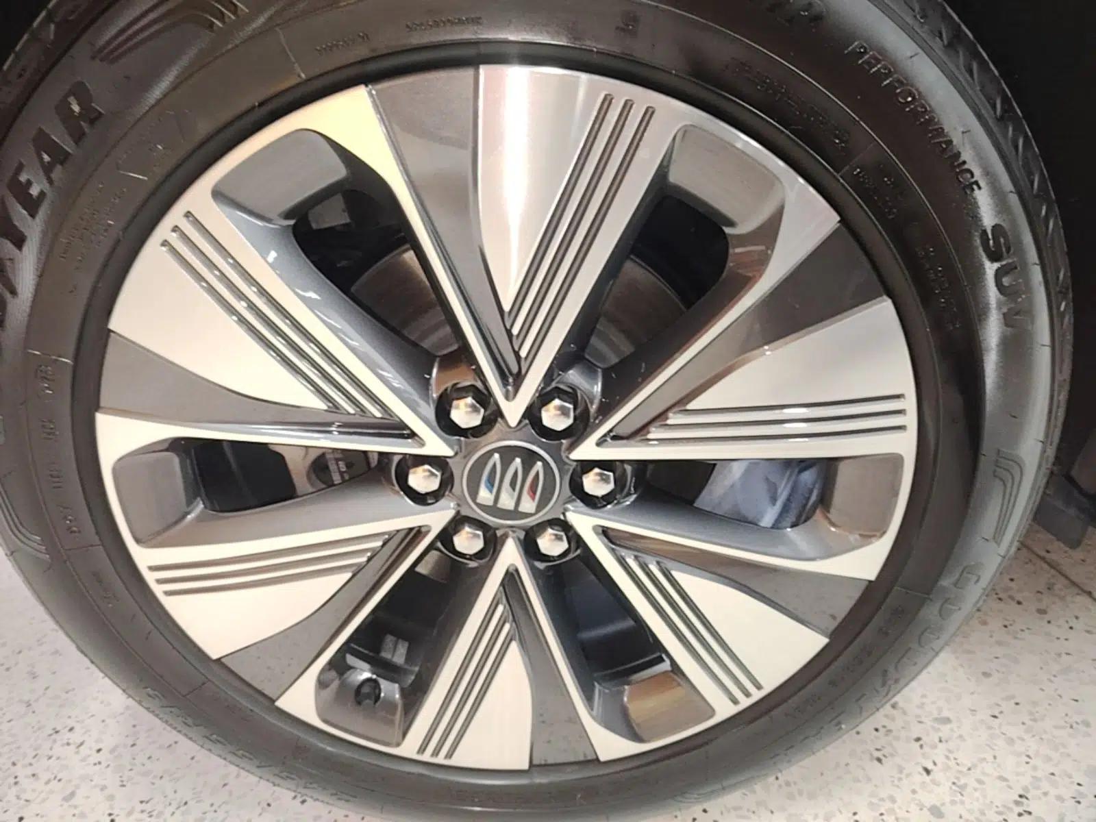 Buick E5 2025 Model 620KM Prestige Edition — миниатюра 11