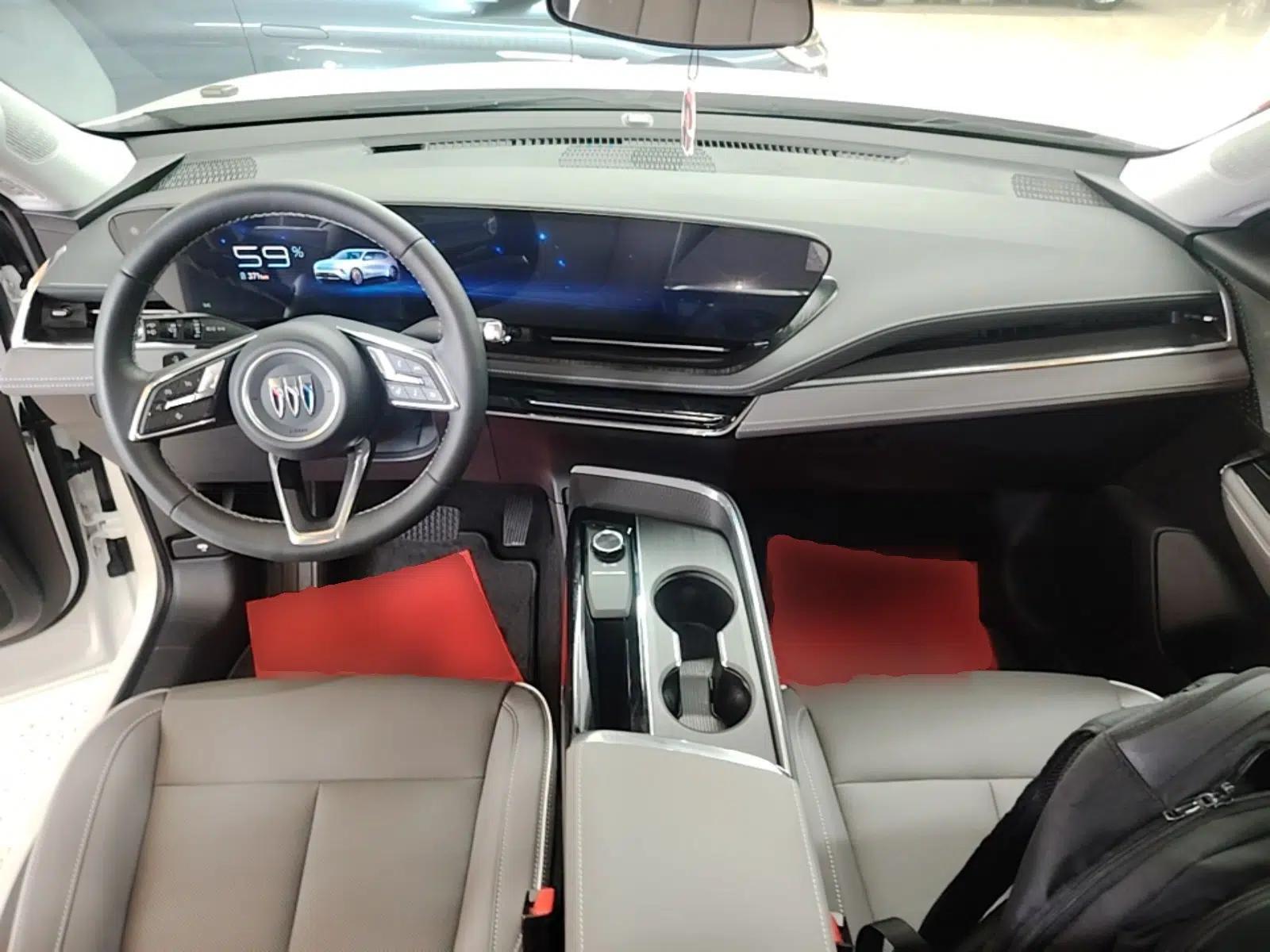 Buick E5 2025 Model 620KM Prestige Edition — миниатюра 12