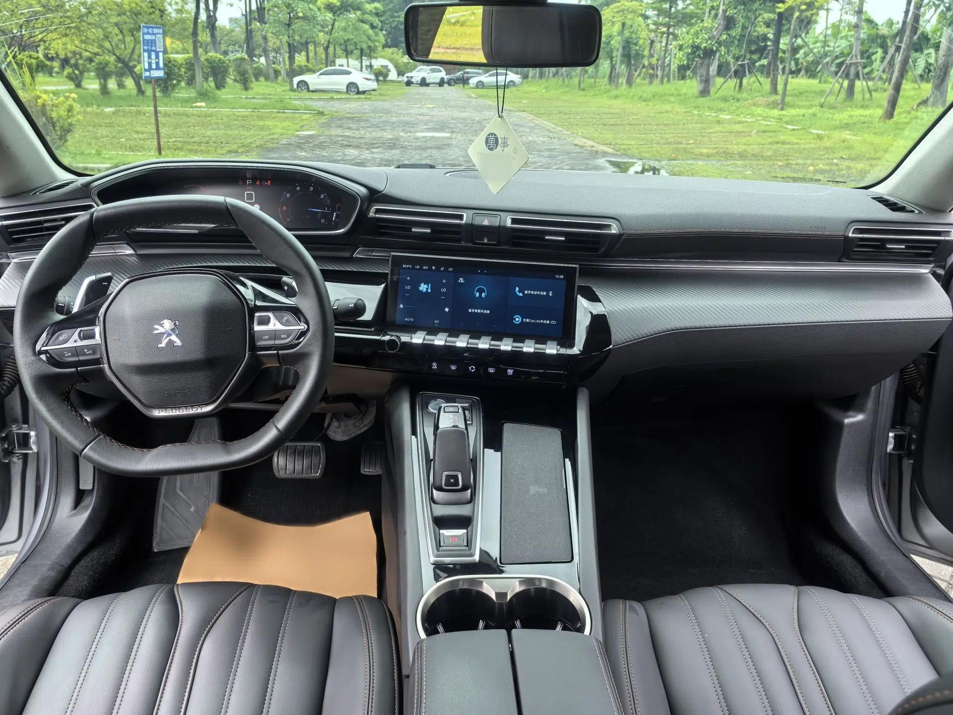 Peugeot 508 2022 508L 400THP PureTech Driving Control Edition — миниатюра 32
