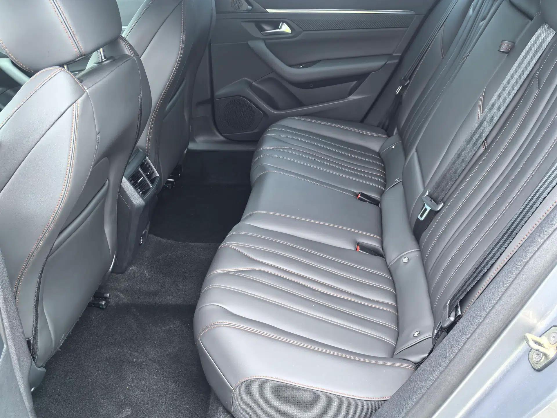 Peugeot 508 2022 508L 400THP PureTech Driving Control Edition — миниатюра 35