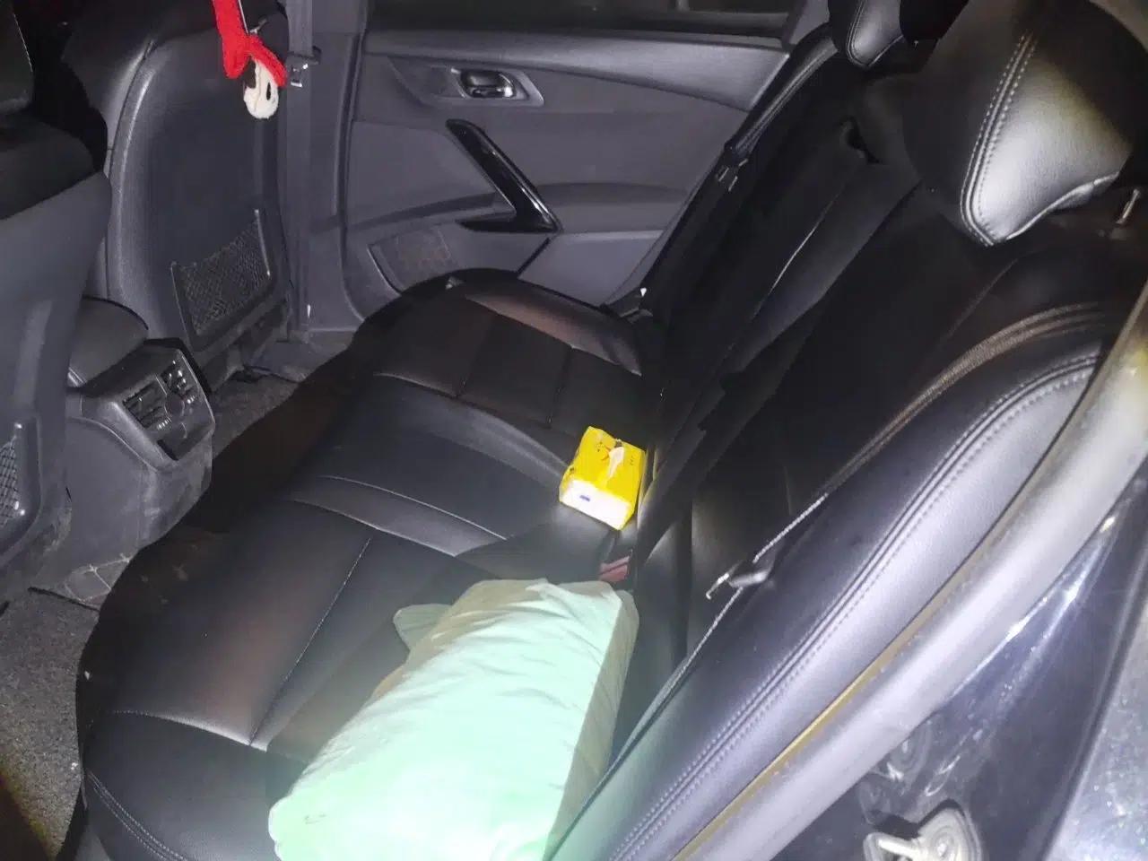 Peugeot 508 2013 2.0L 2nd Anniversary Edition with Automatic Sunroof – Classic Version — миниатюра 17