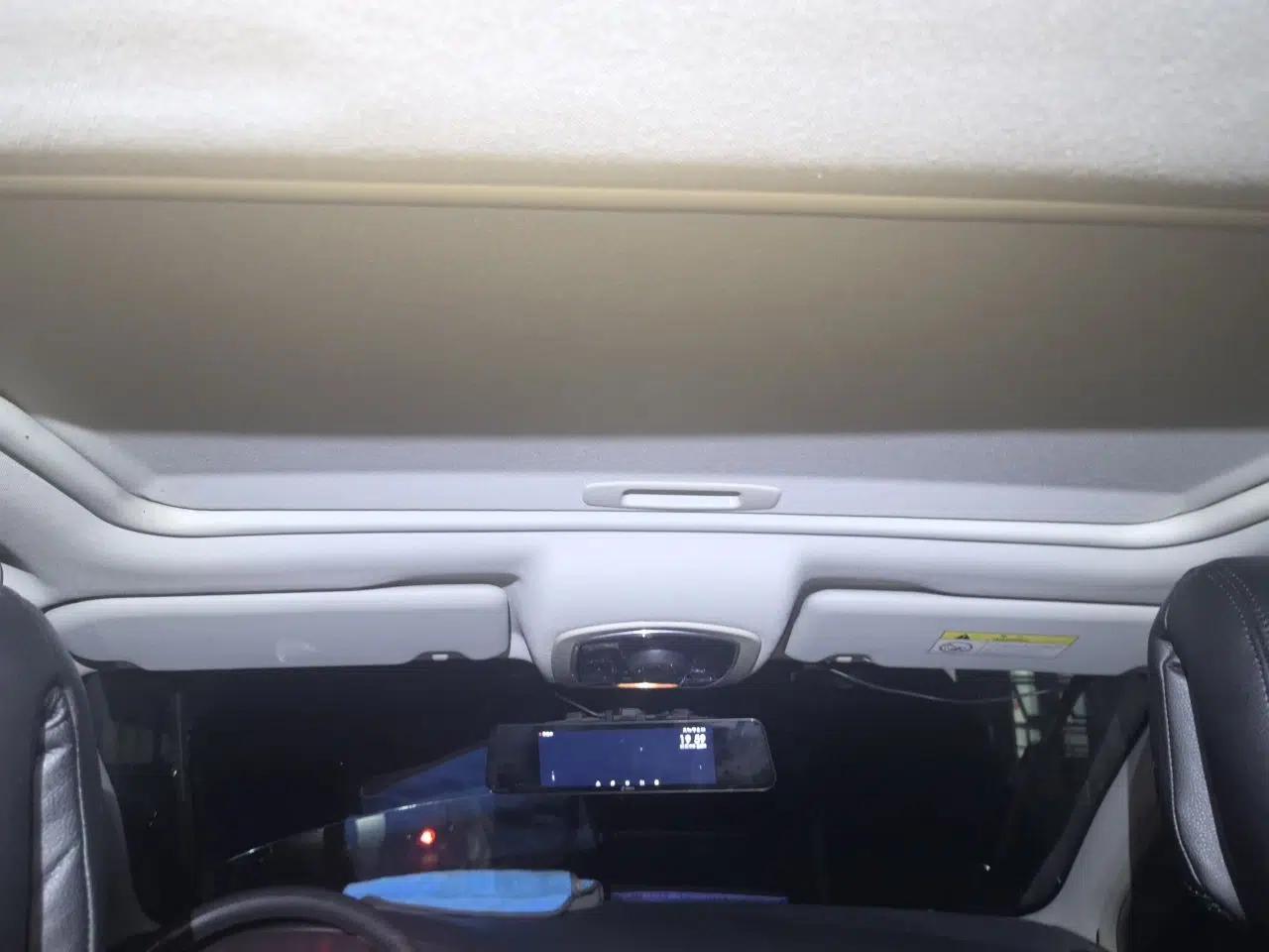 Peugeot 508 2013 2.0L 2nd Anniversary Edition with Automatic Sunroof – Classic Version — миниатюра 18