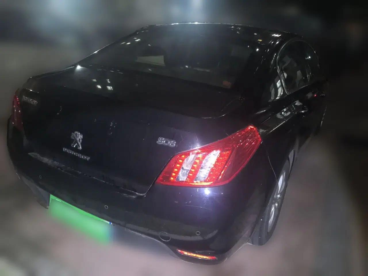 Peugeot 508 2013 2.0L 2nd Anniversary Edition with Automatic Sunroof – Classic Version — миниатюра 6
