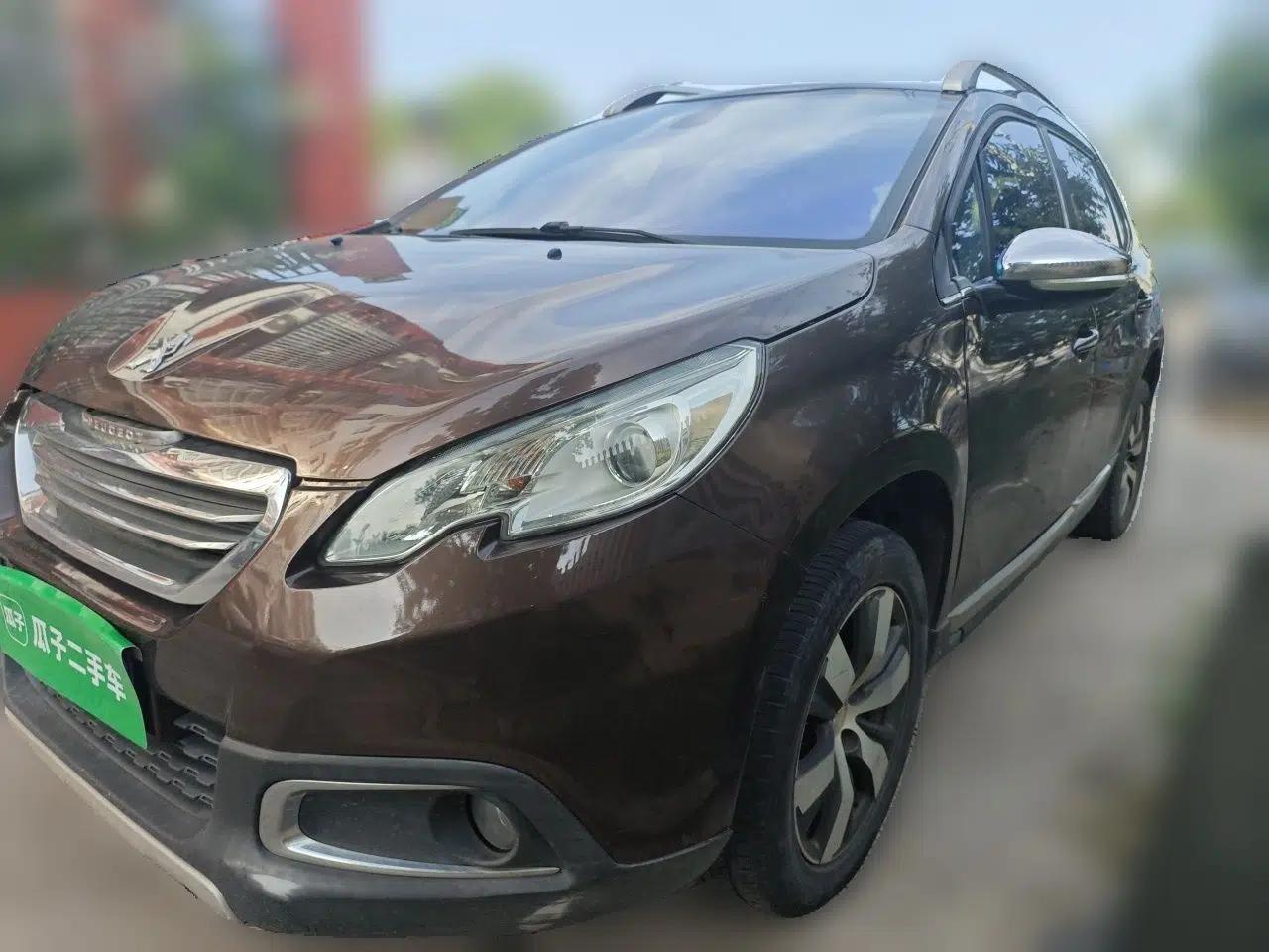 Peugeot 2008 2014 1.6L Automatic Navigation Edition — миниатюра 1