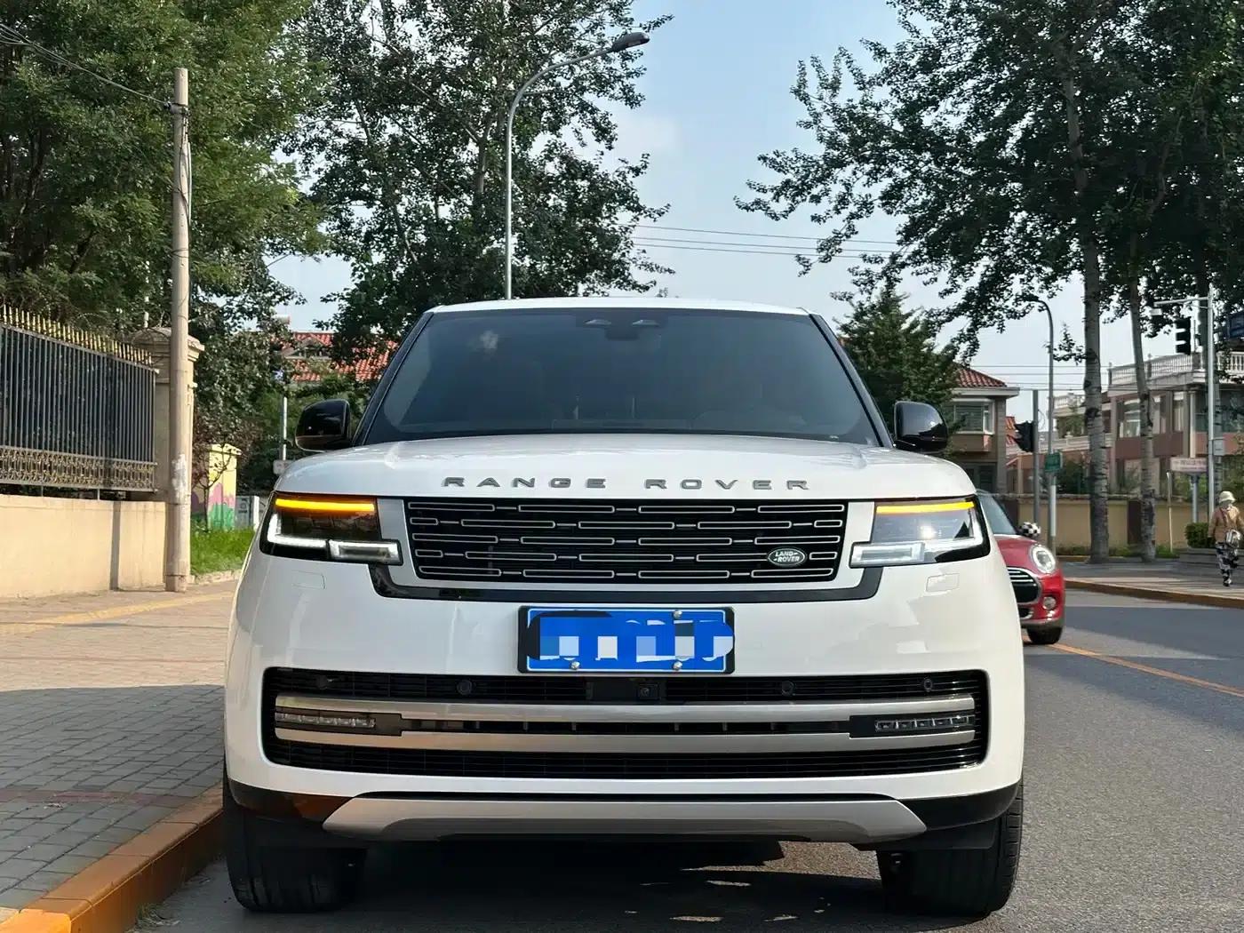 Range Rover 2025 3.0 L6 400PS Grand Long Wheelbase — миниатюра 2