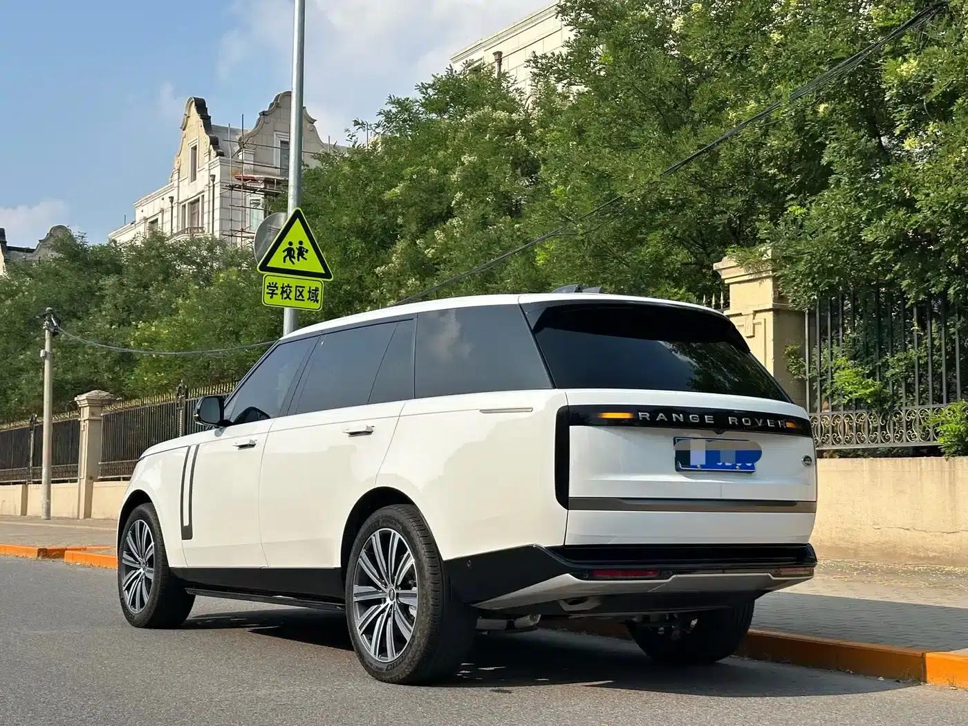 Range Rover 2025 3.0 L6 400PS Grand Long Wheelbase — миниатюра 18