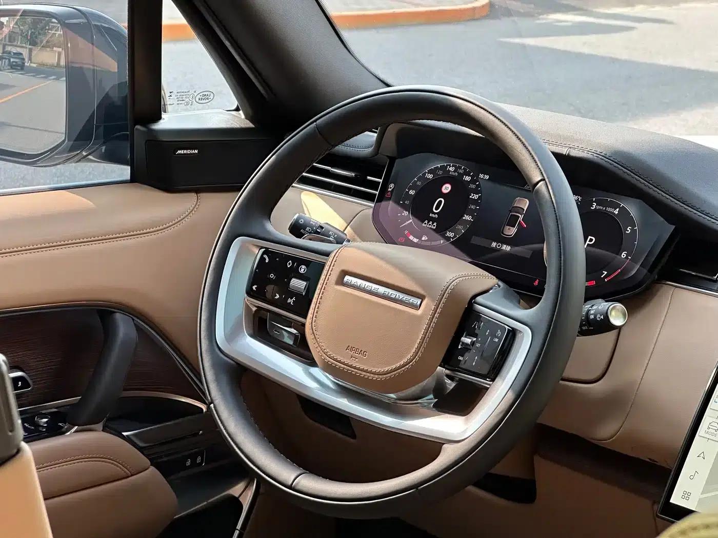 Range Rover 2025 3.0 L6 400PS Grand Long Wheelbase — миниатюра 8
