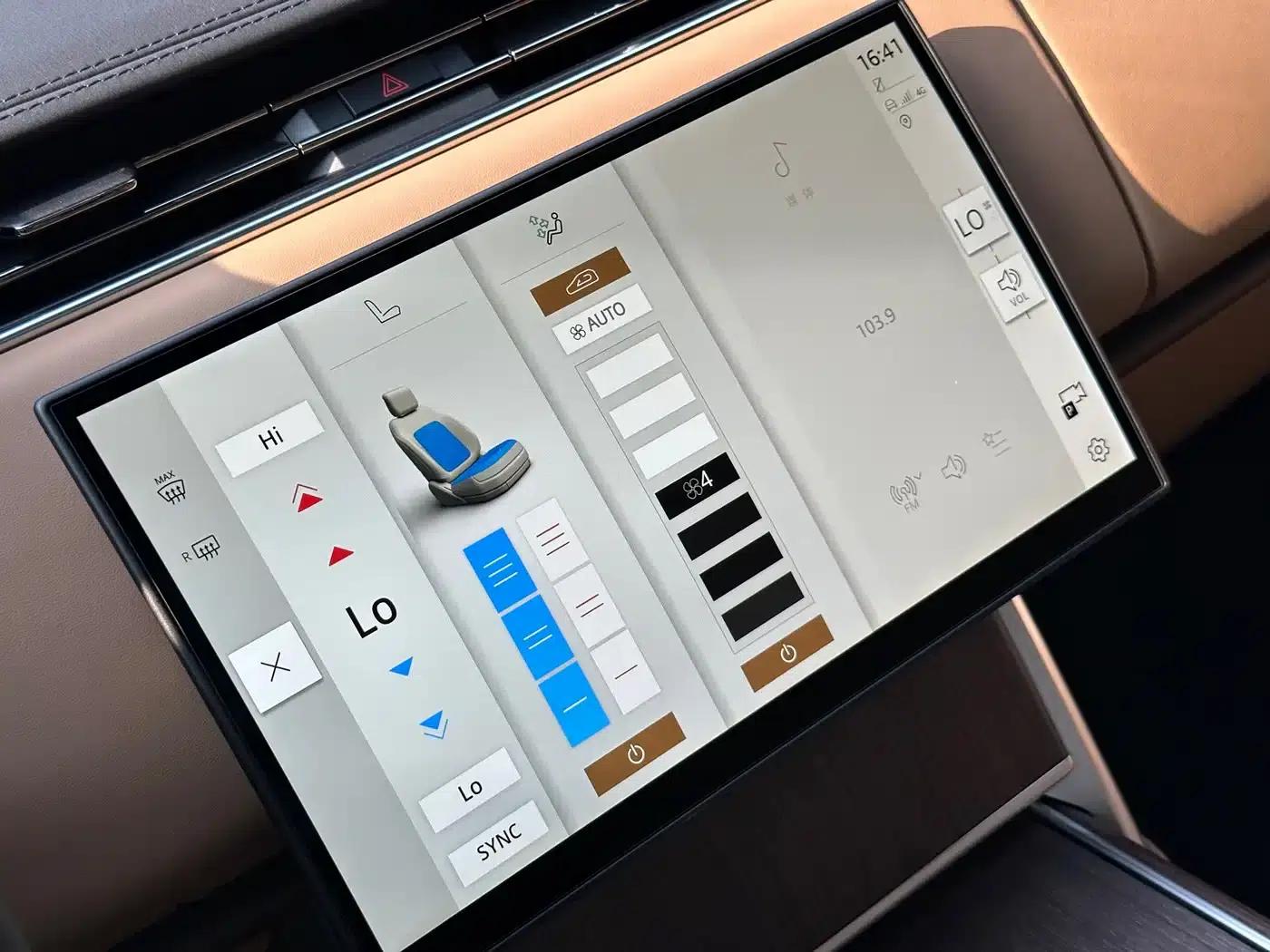 Range Rover 2025 3.0 L6 400PS Grand Long Wheelbase — миниатюра 9