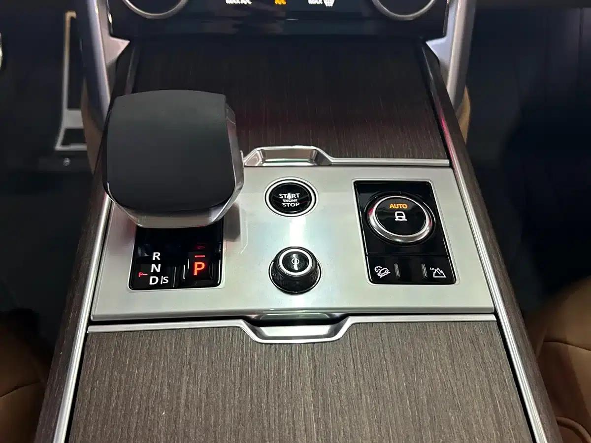 Range Rover 2023 3.0 L6 400PS Grand 7-Seat Extended Edition — миниатюра 31