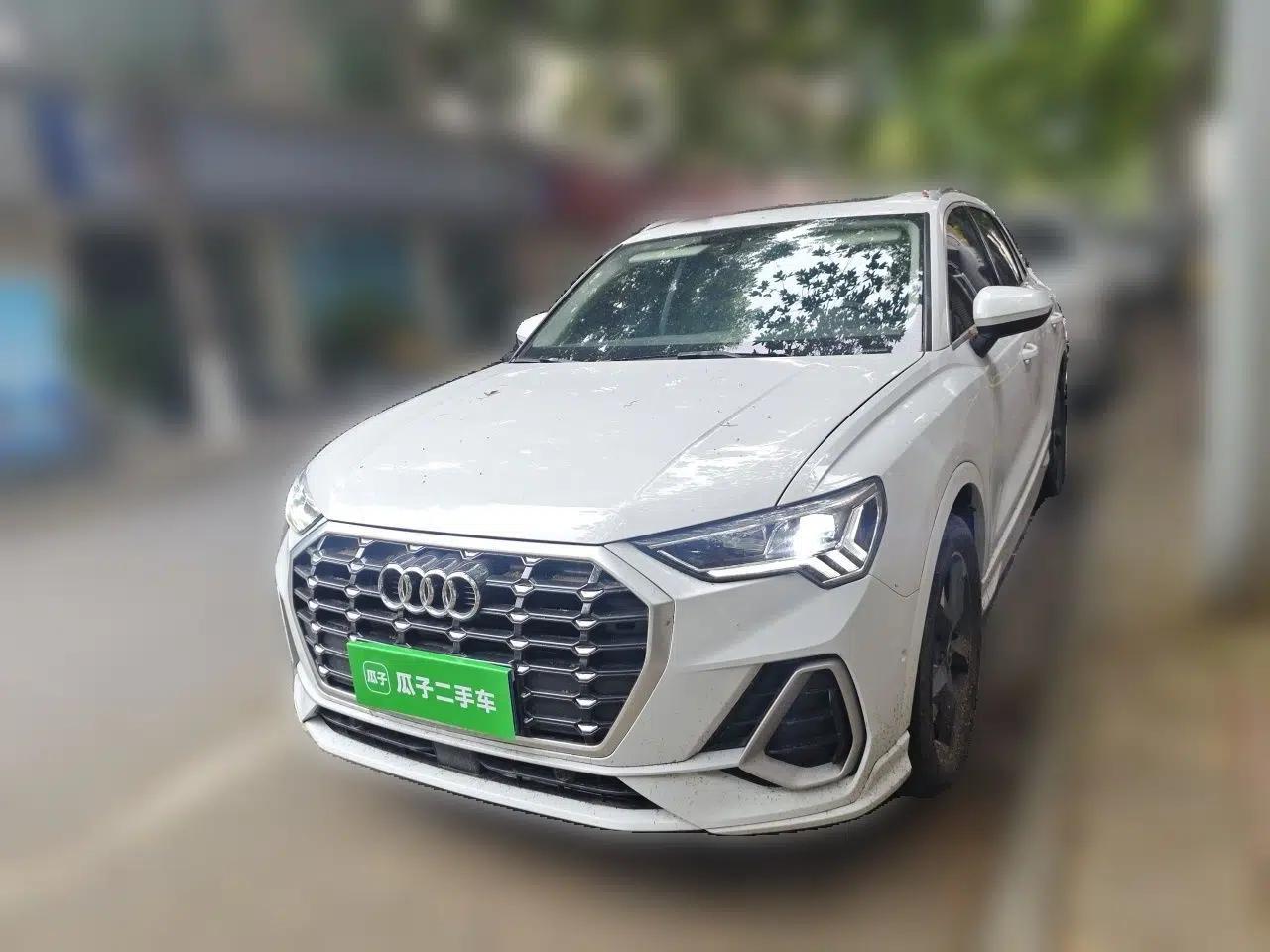 Audi Q3 2021 35 TFSI Fashion Dynamic Model — миниатюра 1