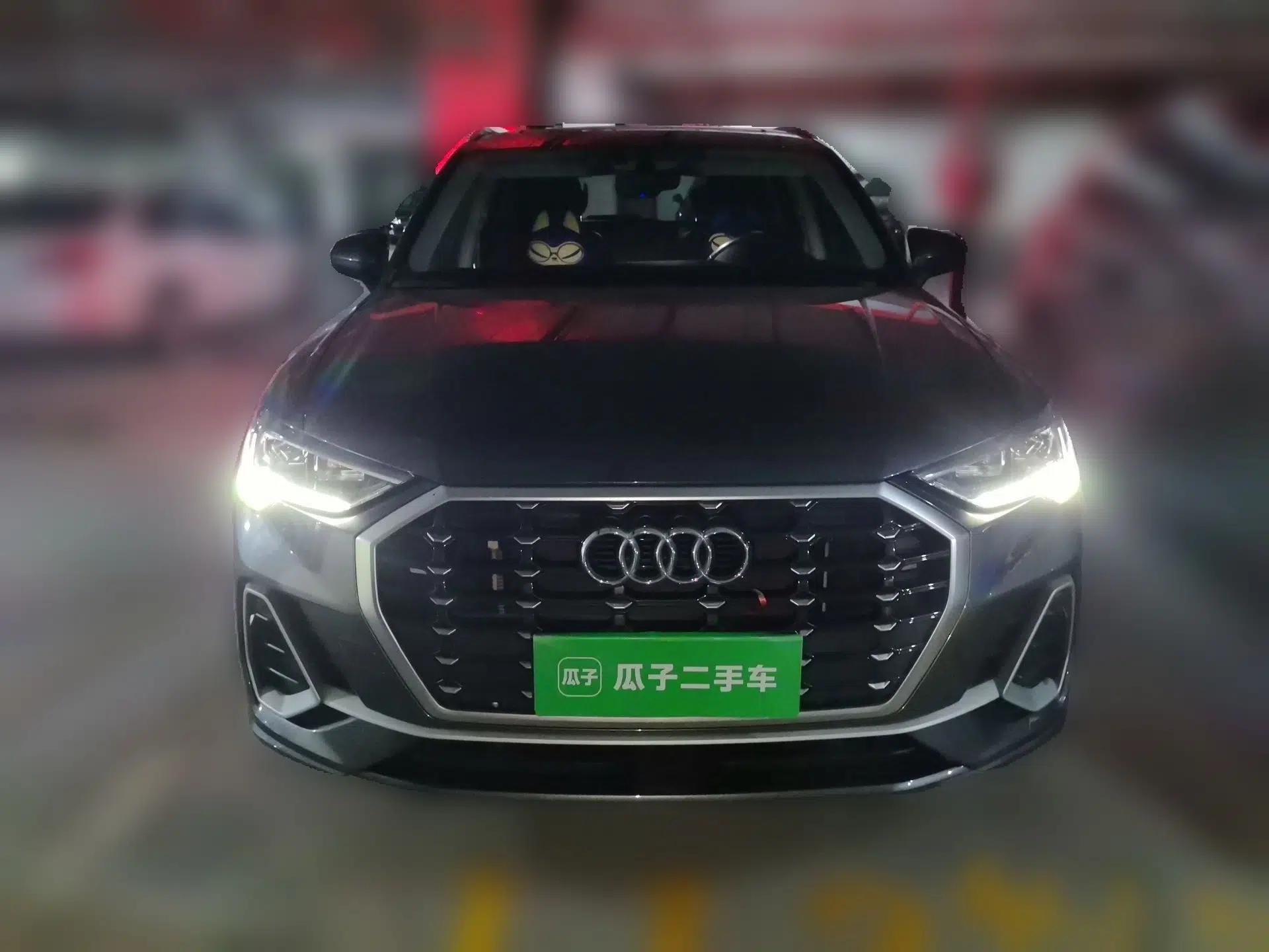 Audi Q3 2021 35 TFSI Fashion Dynamic Model — миниатюра 2