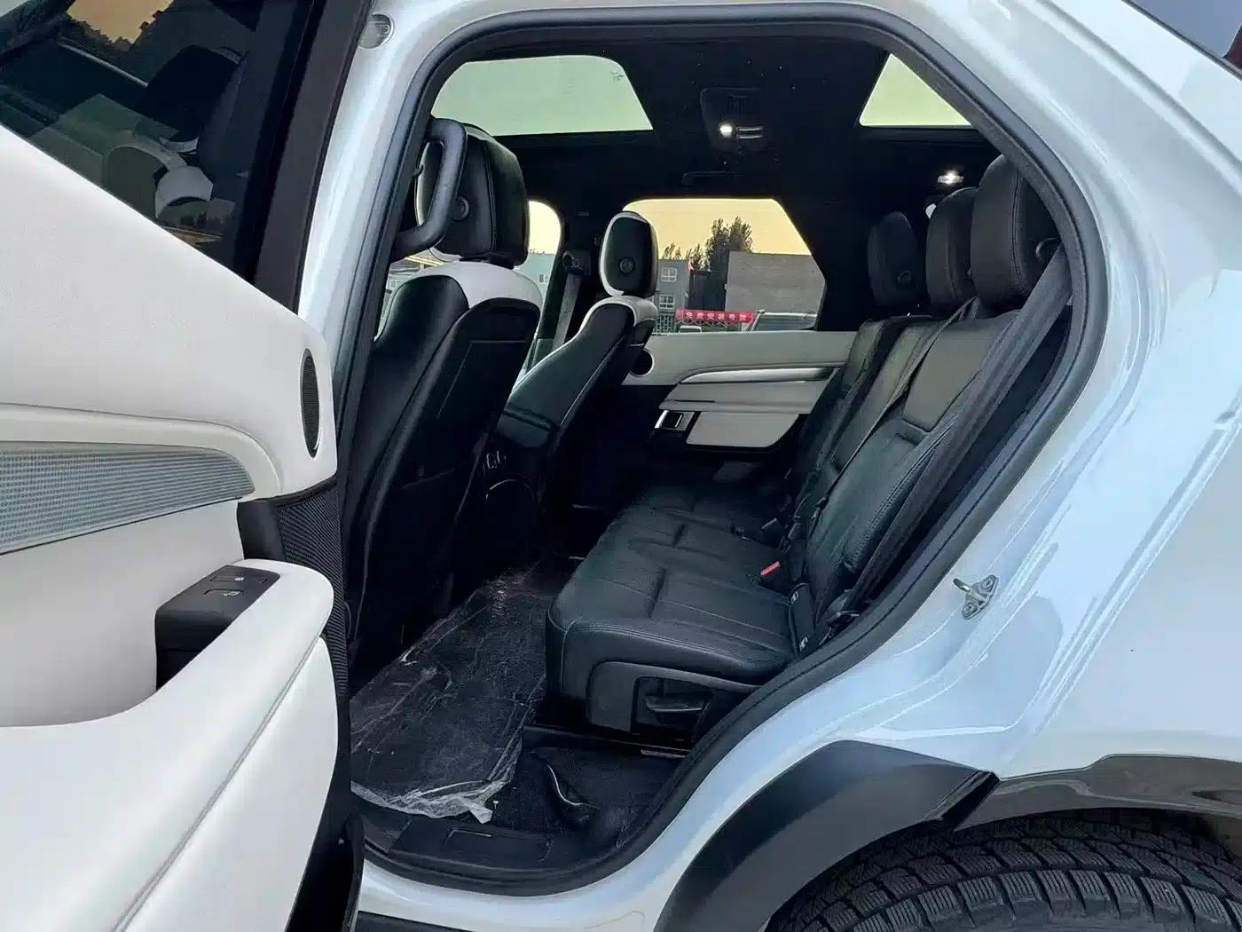 Discovery 2020 3.0 SC V6 30th Anniversary Edition — миниатюра 8