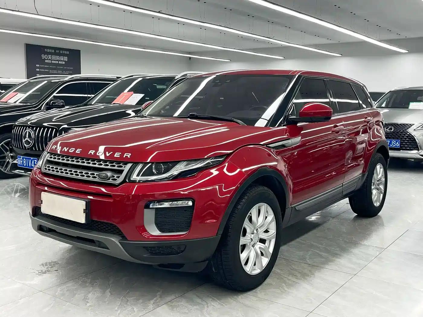 Range Rover Evoque 2017 2.0T Pure Fashion Edition — миниатюра 1