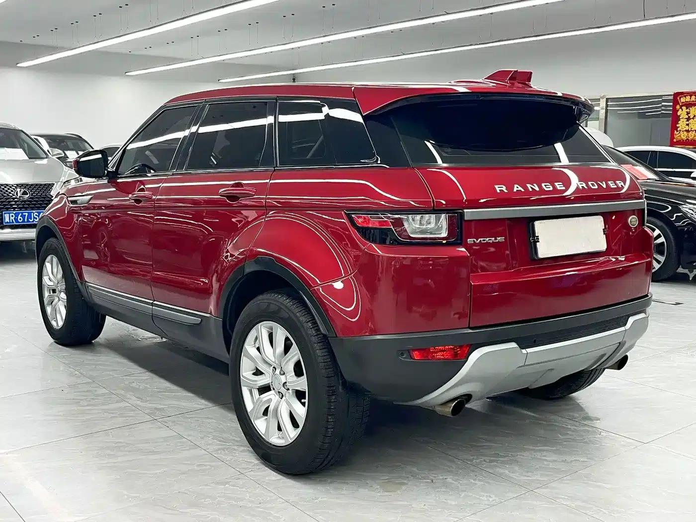 Range Rover Evoque 2017 2.0T Pure Fashion Edition — миниатюра 4