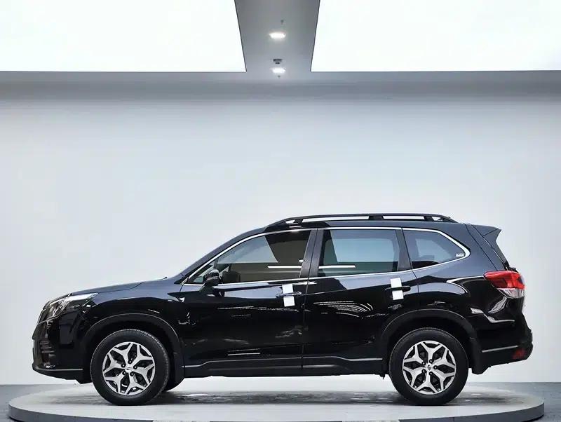 2021 Forester 2.0i Luxury Edition EyeSight — миниатюра 4