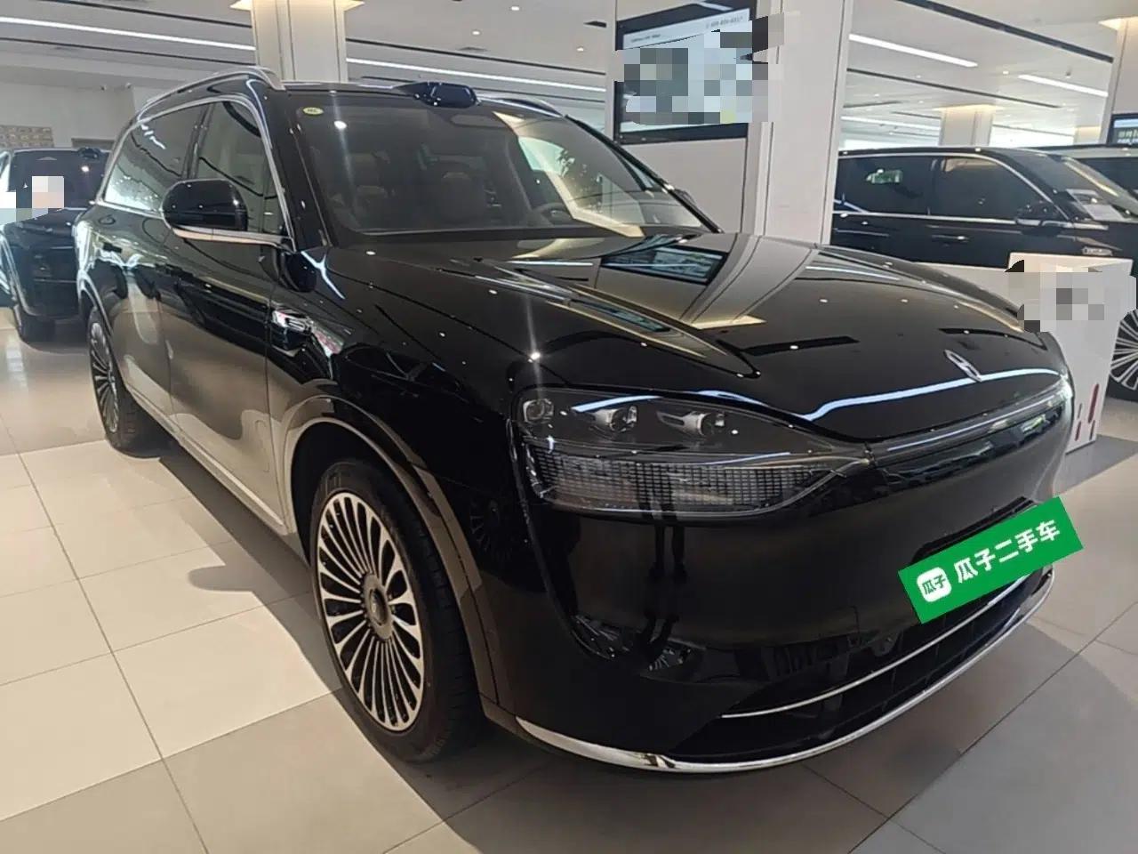 Hima AITO M9 2025 Extended-Range Ultra Version 52 kWh 6-Seater — миниатюра 3